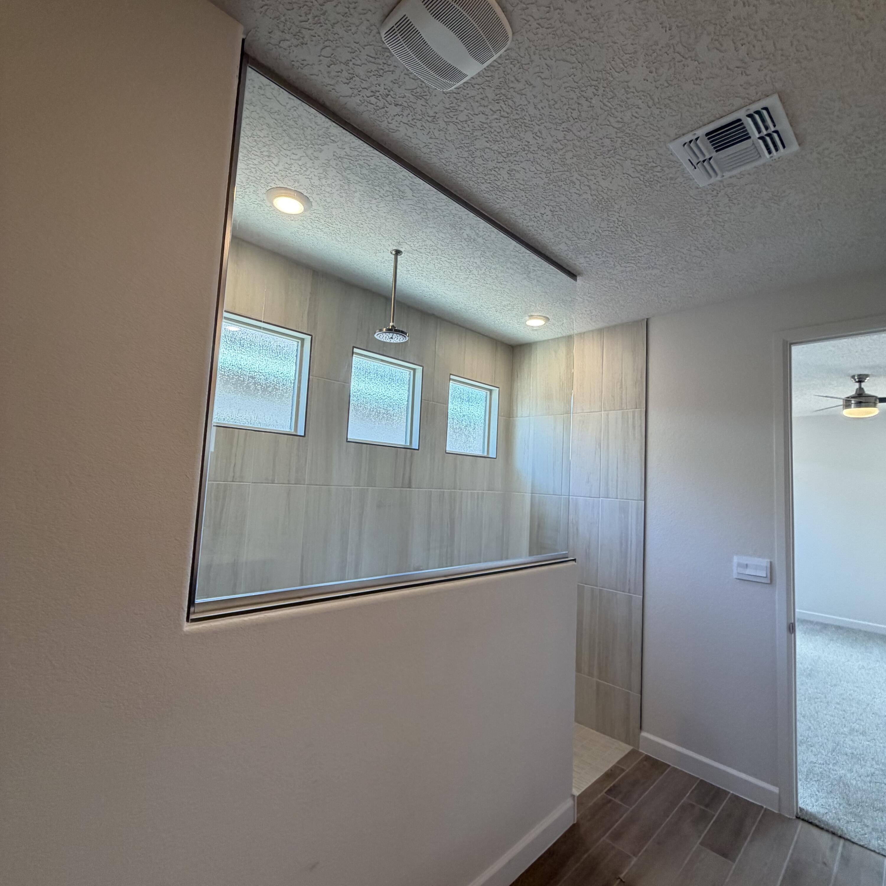 Photo 17 — 2436 Marble Avenue NE