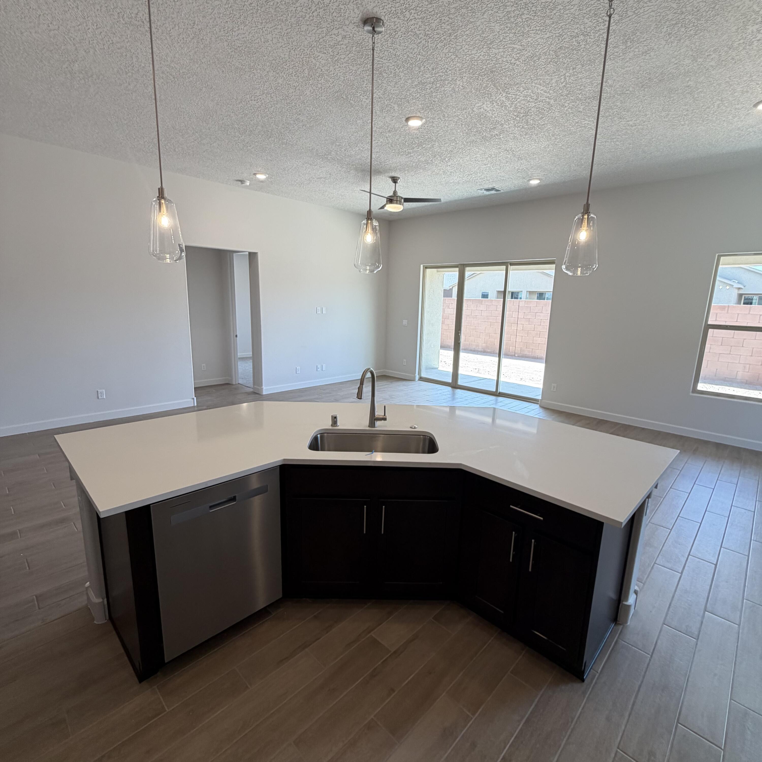 Photo 20 — 2436 Marble Avenue NE
