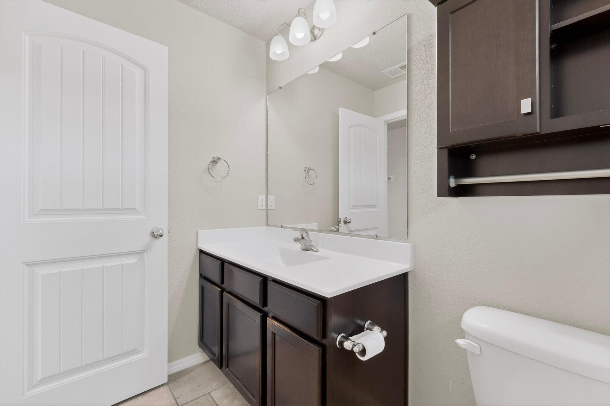 Photo 17 — 2419 Sorral Way SW