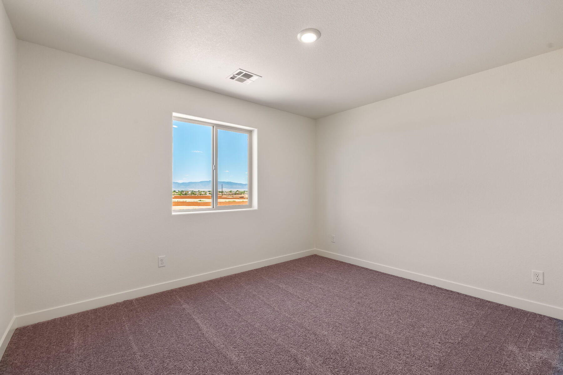 Photo 5 — 1249 Carter Drive SW
