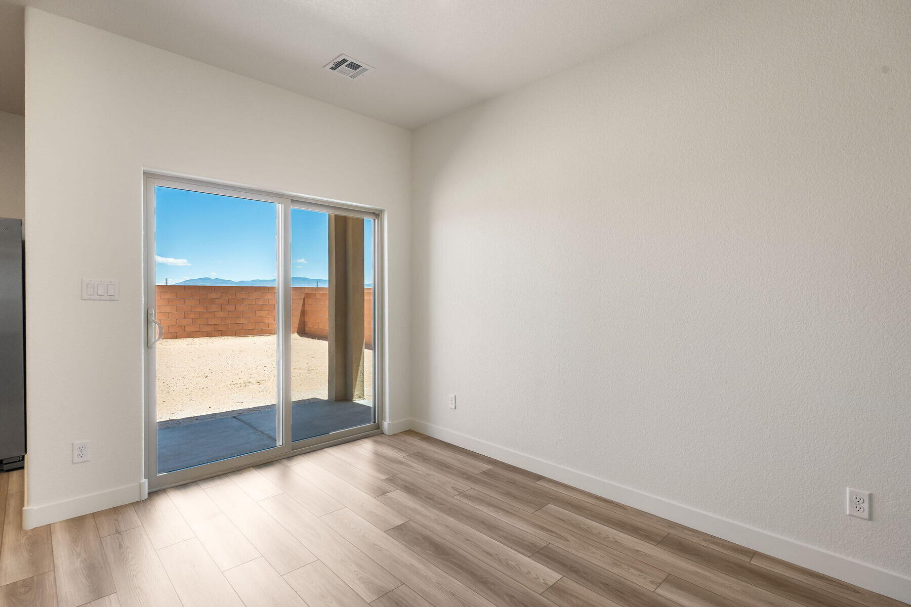 Photo 14 — 1249 Carter Drive SW