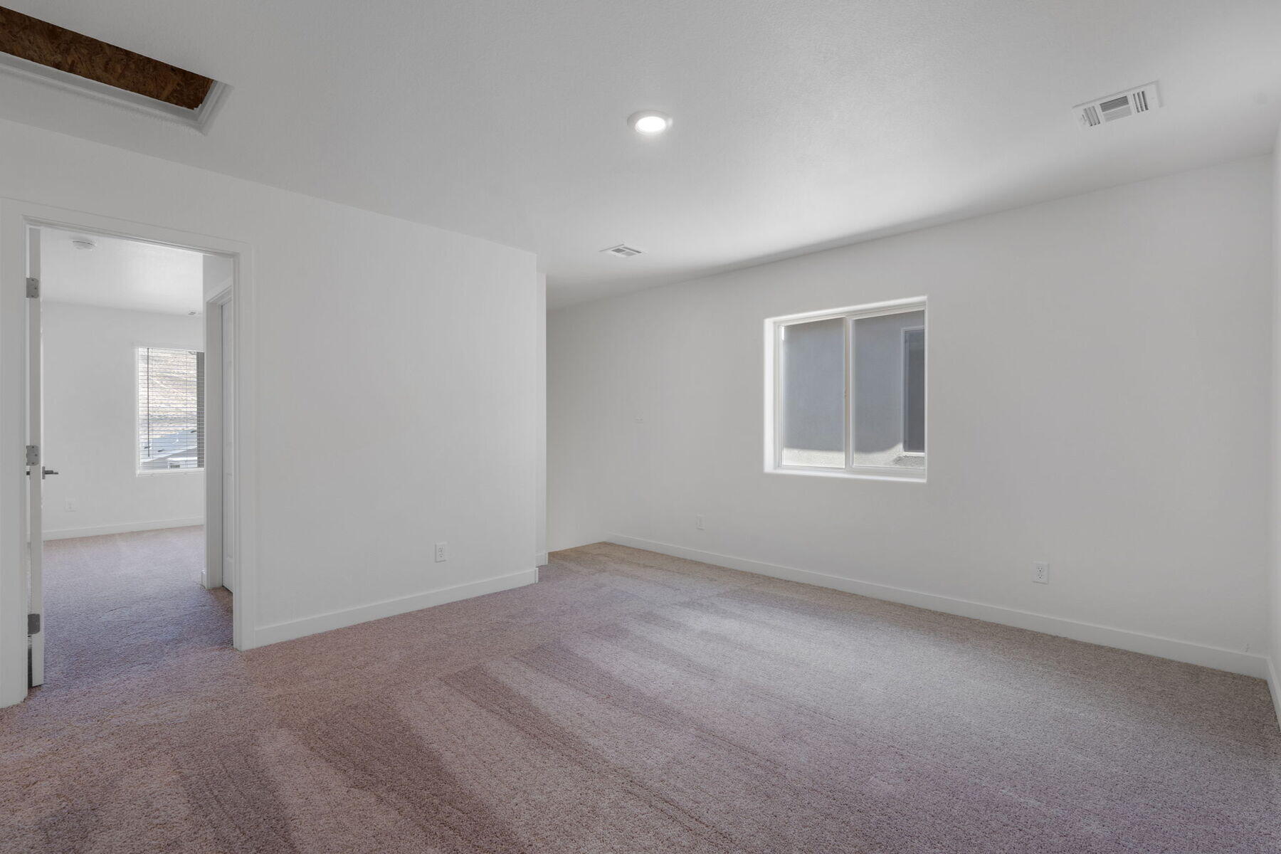 Photo 9 — 1253 Carter Drive SW