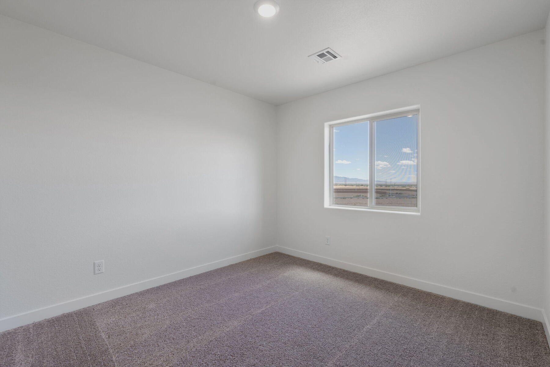 Photo 6 — 1253 Carter Drive SW