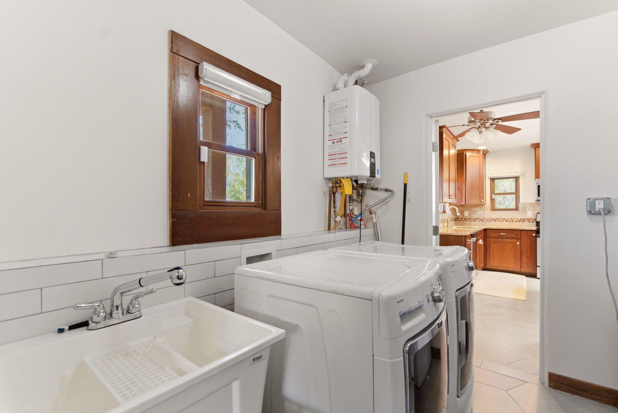 Photo 20 — 808 Parkland Circle SE