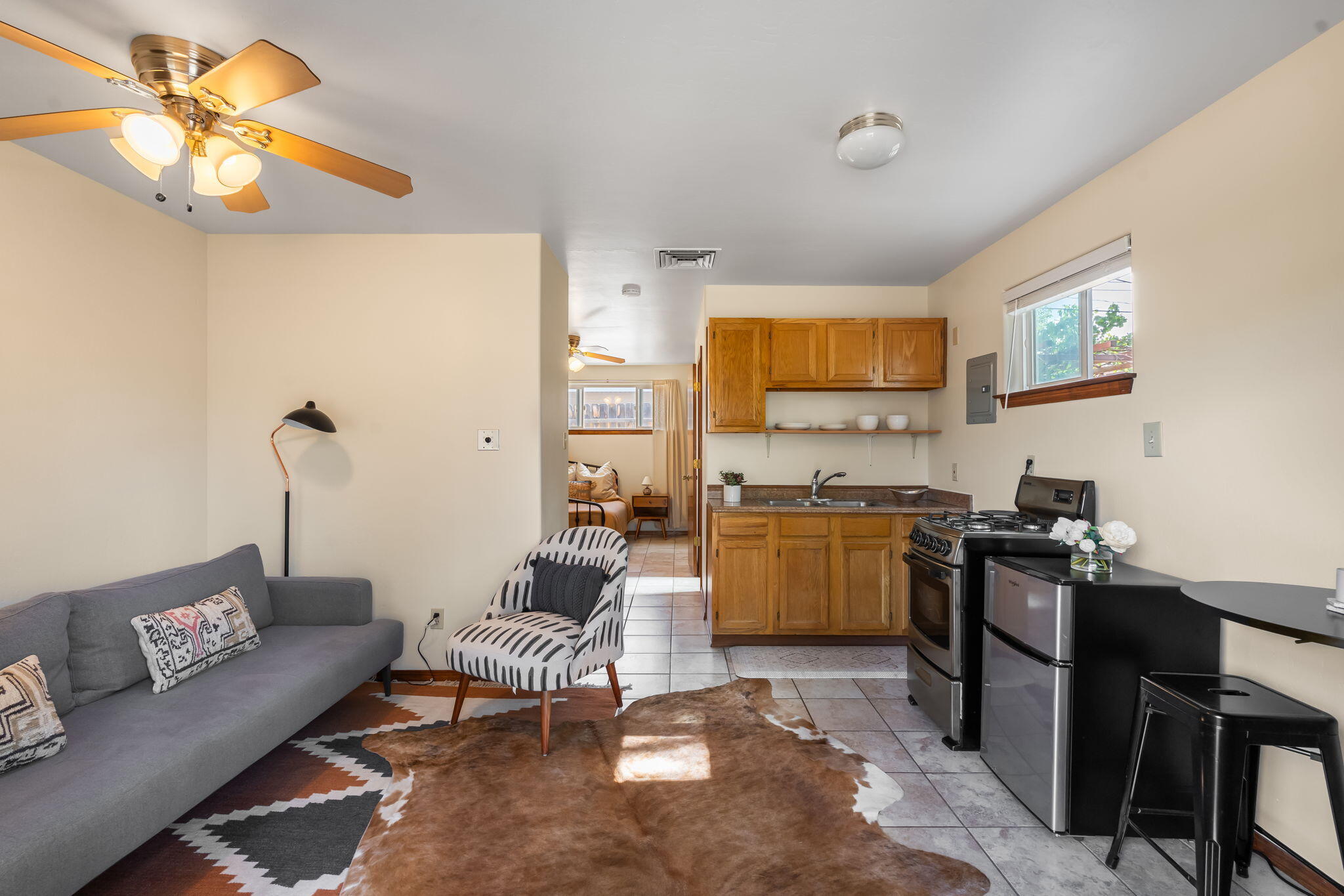 Photo 13 — 808 Parkland Circle SE