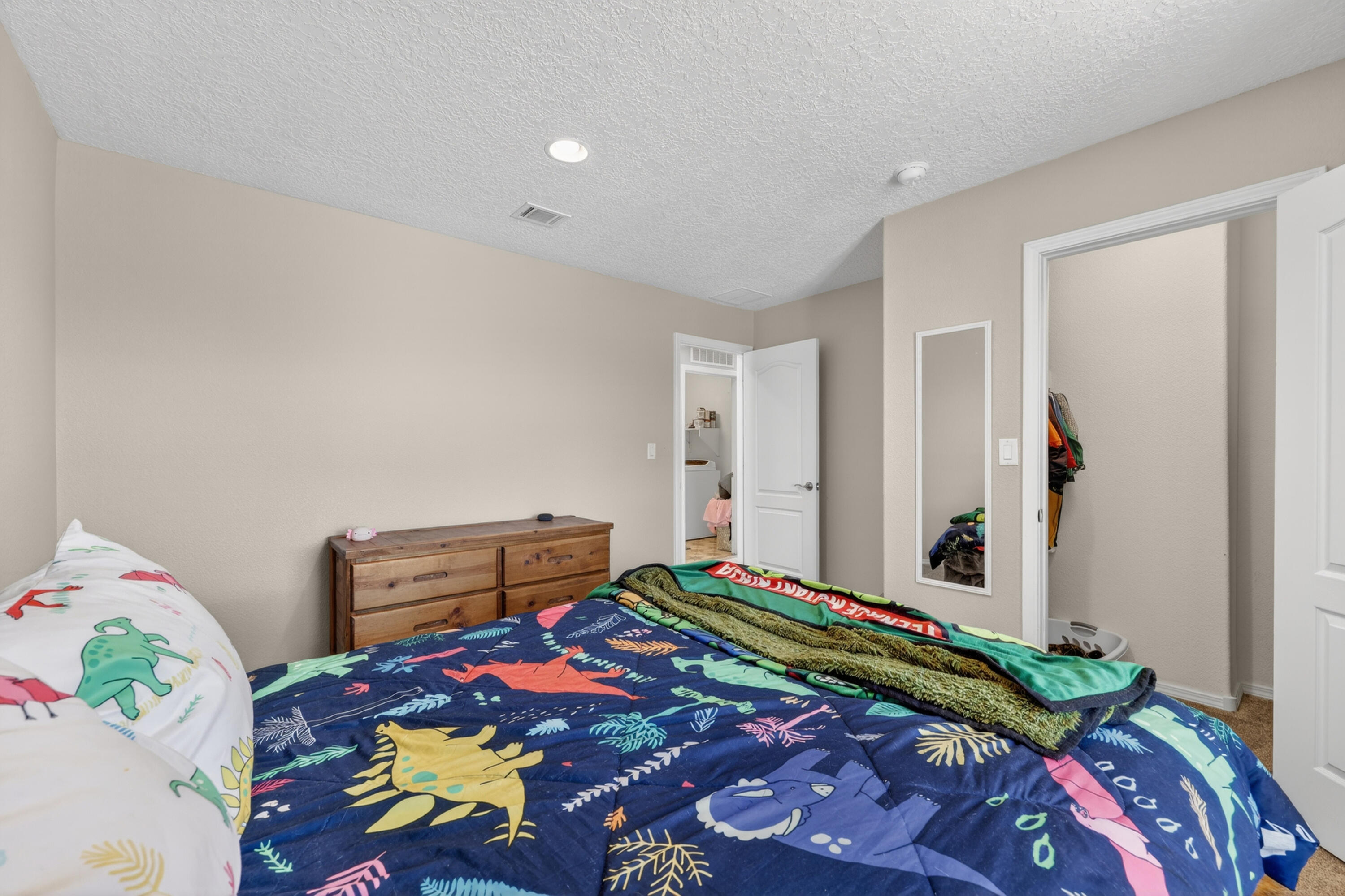 Photo 18 — 1151 Vallecito Loop NW
