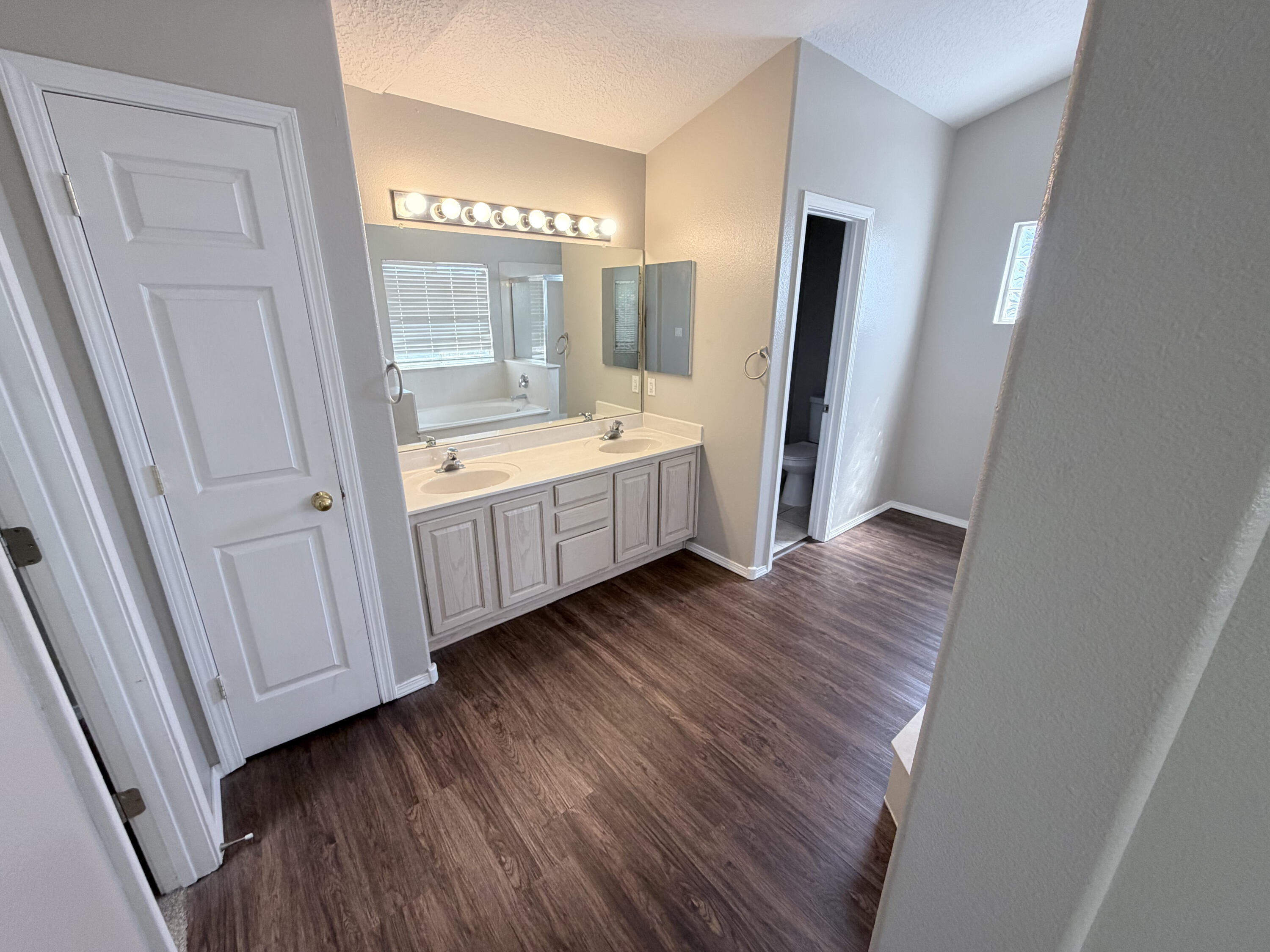 Photo 15 — 7516 Ramona Avenue NW