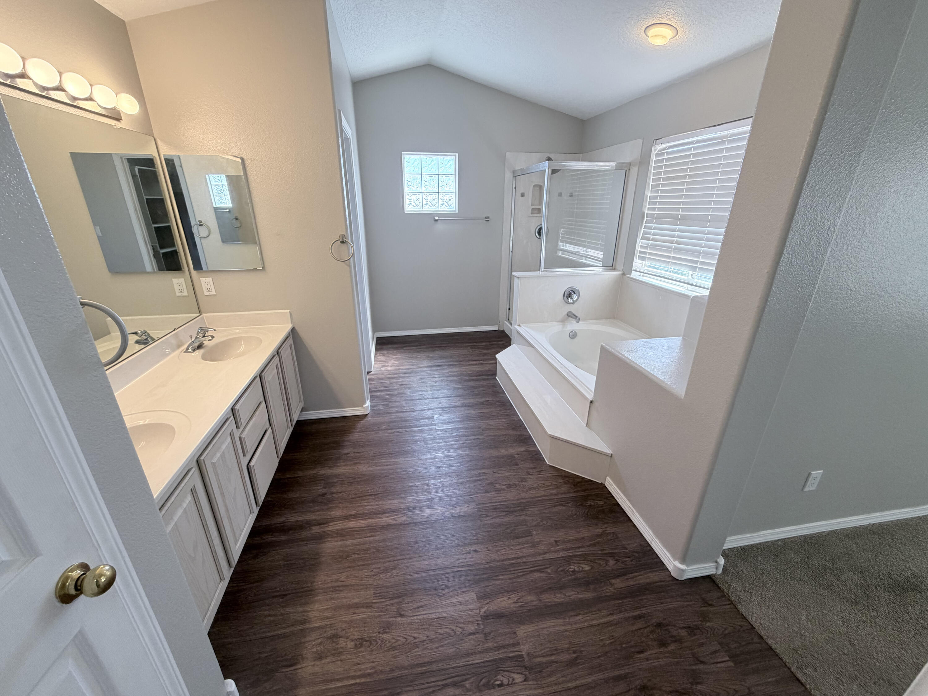 Photo 14 — 7516 Ramona Avenue NW