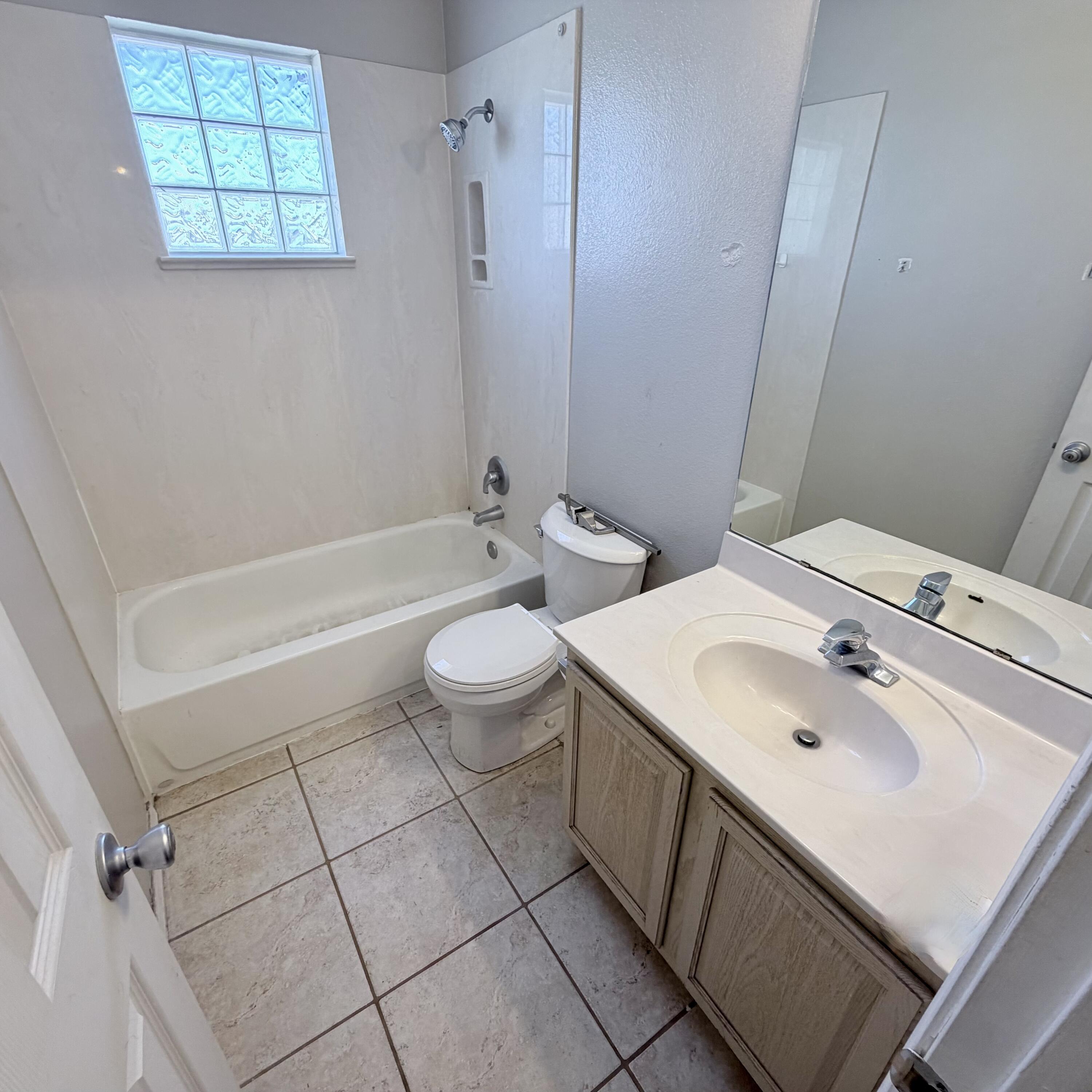 Photo 6 — 7516 Ramona Avenue NW