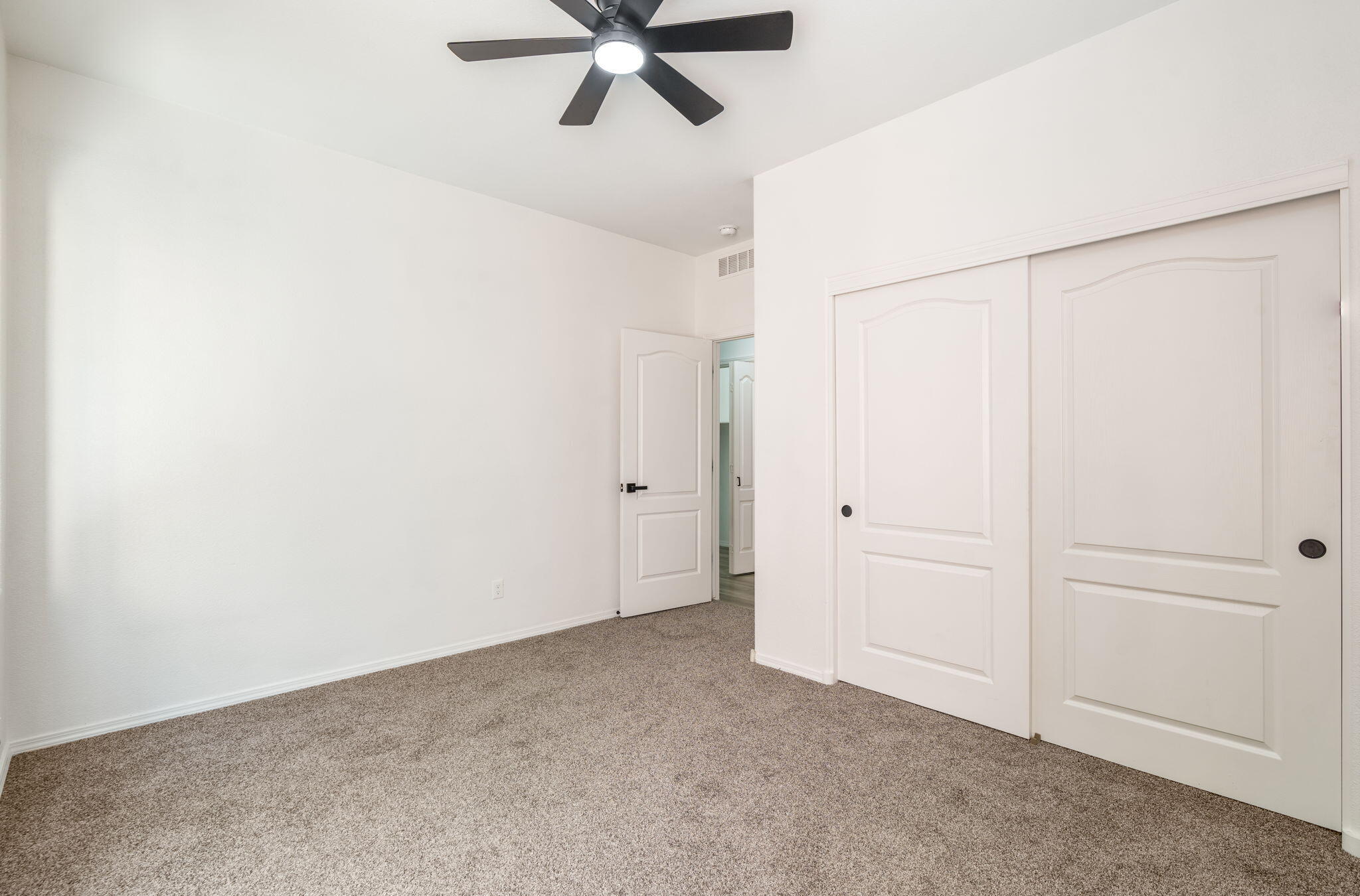 Photo 16 — 1520 Volponi Drive SE