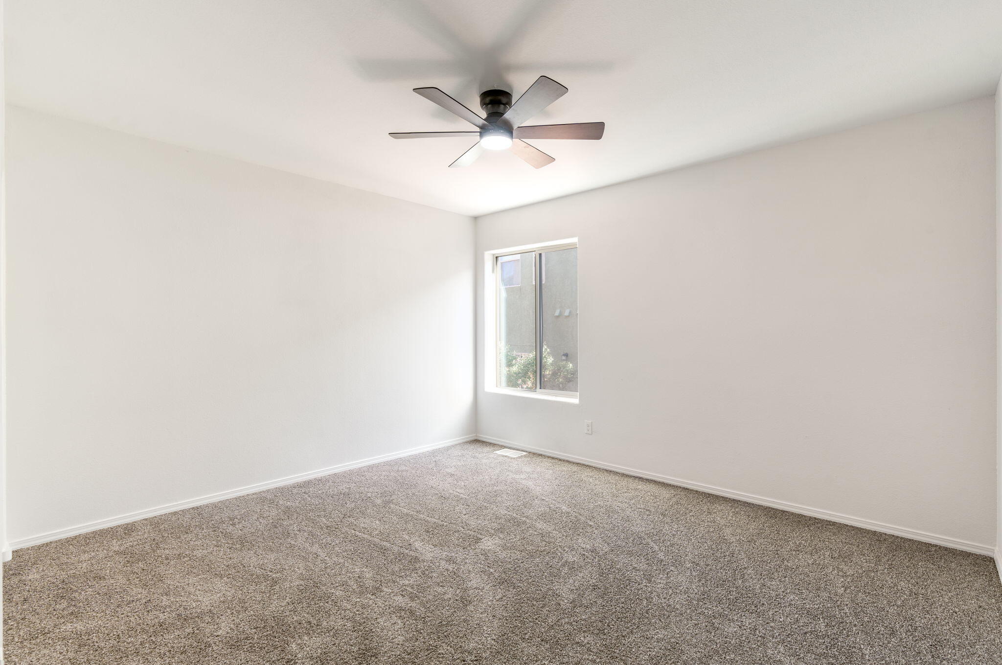 Photo 19 — 1520 Volponi Drive SE