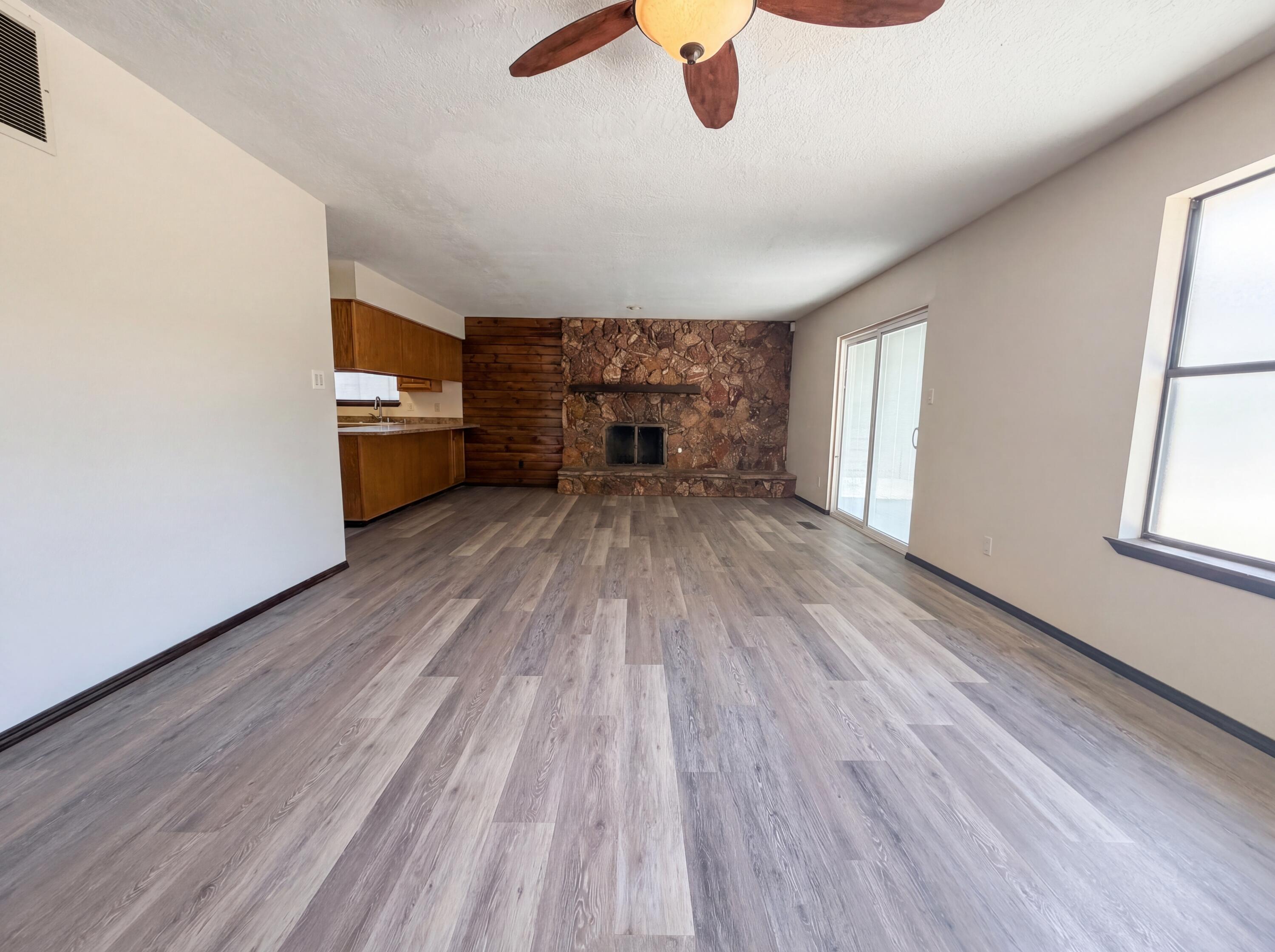 Photo 18 — 8804 Pony Express Trail NE
