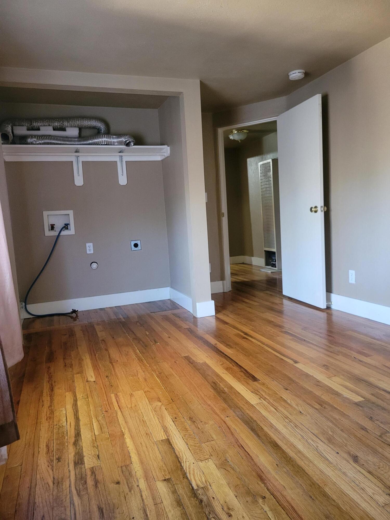 Photo 12 — 502 E Green Avenue