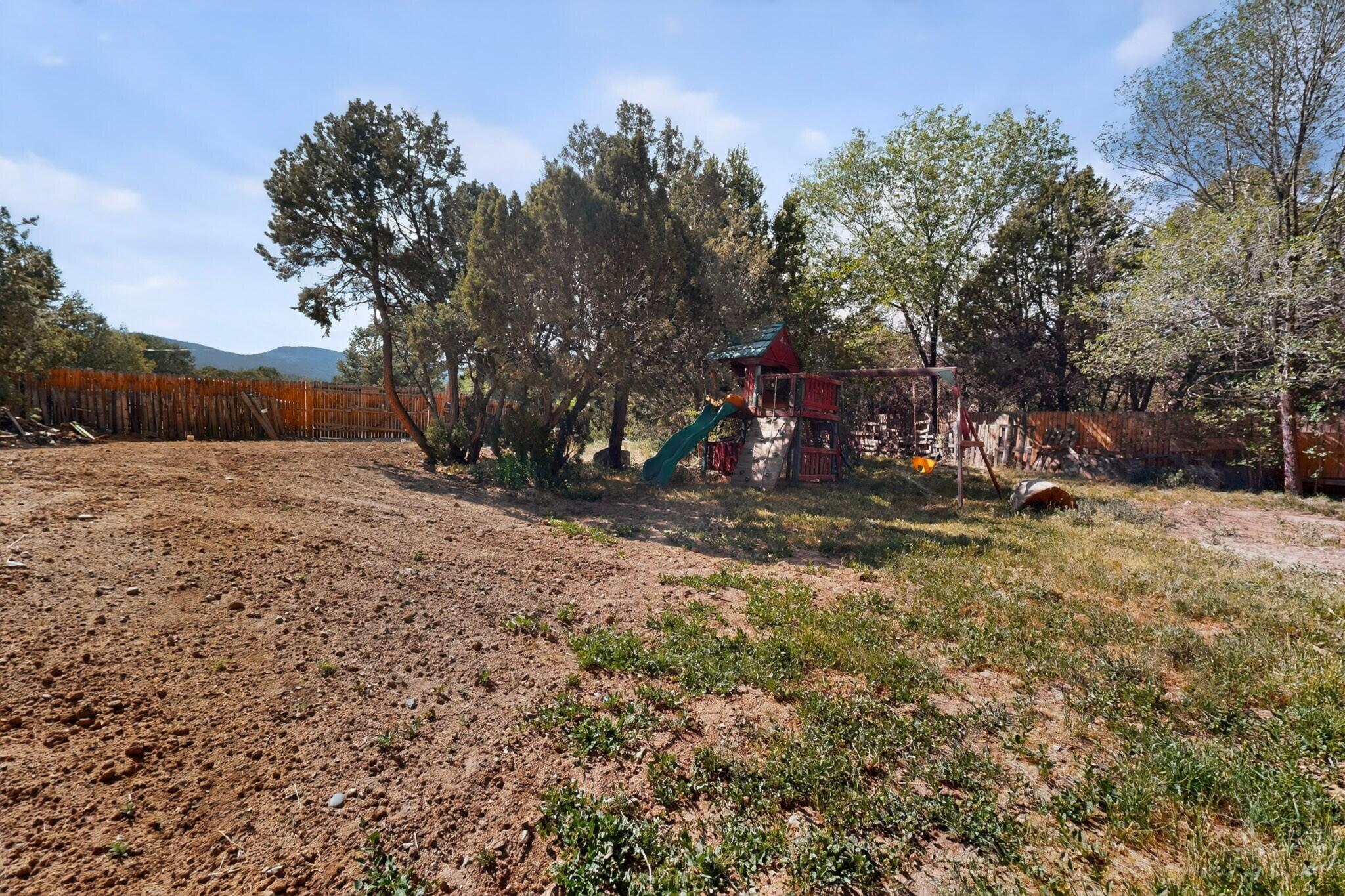 Photo 11 — 2 Sandia Park Lane