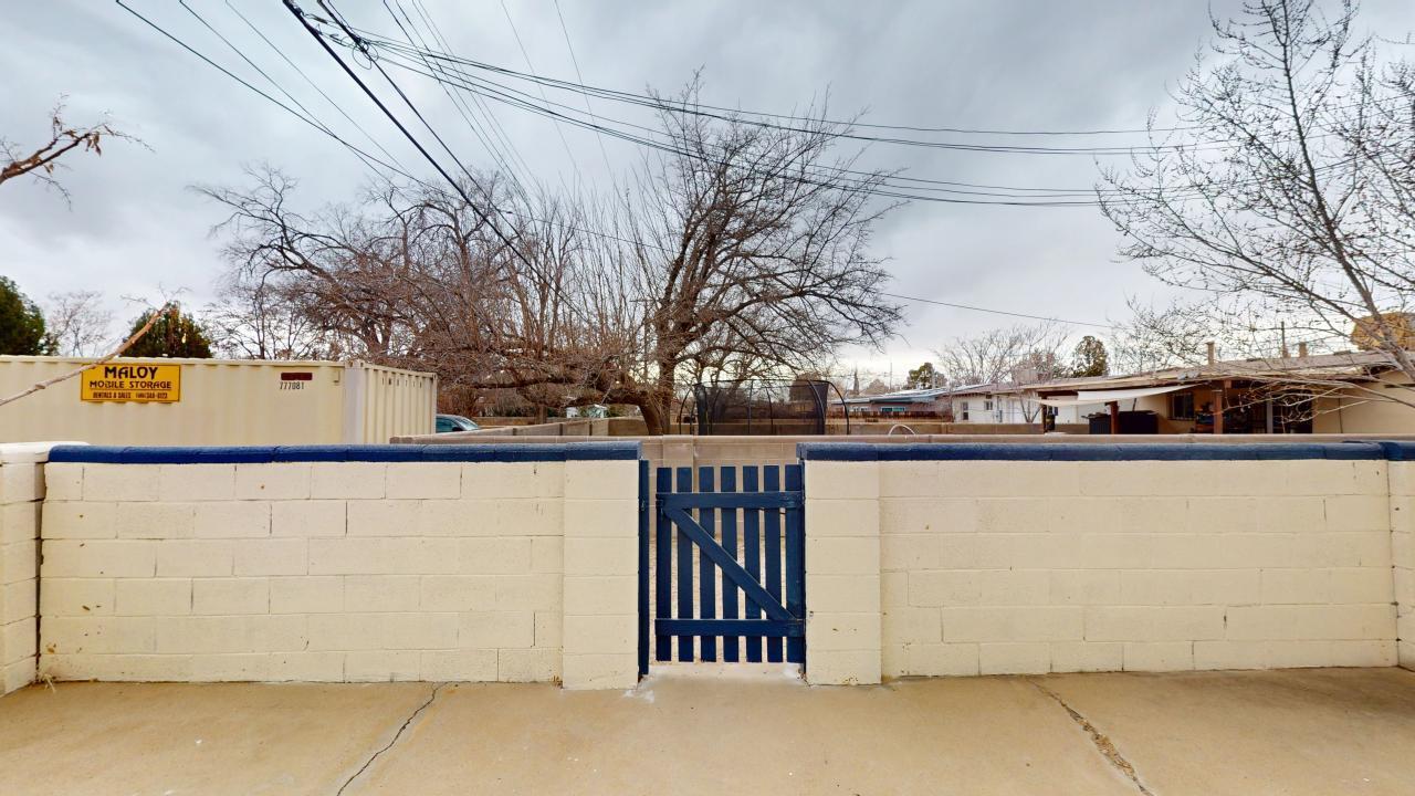 Photo 18 — 1005 Carlisle Boulevard SE