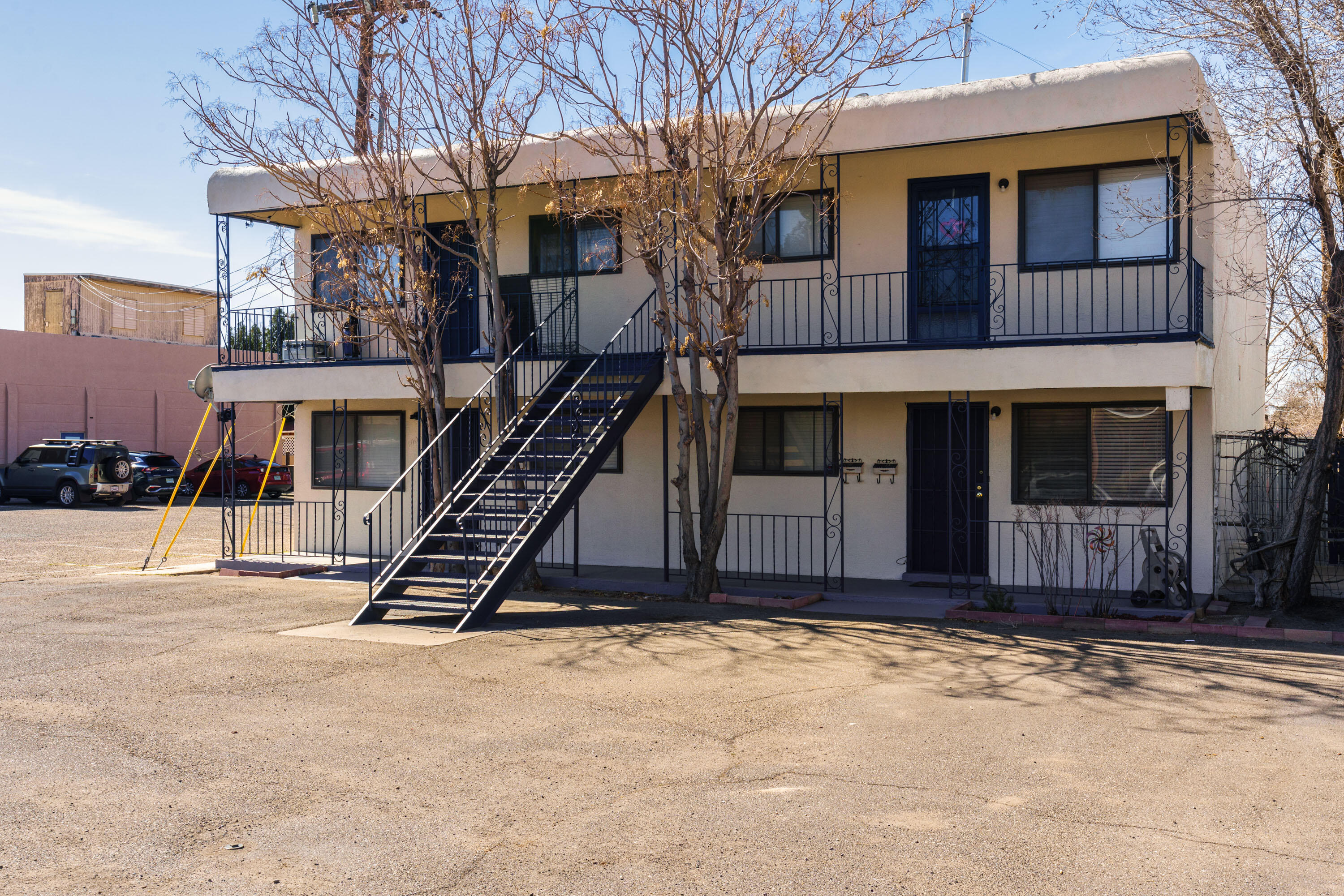 Photo 6 — 1005 Carlisle Boulevard SE