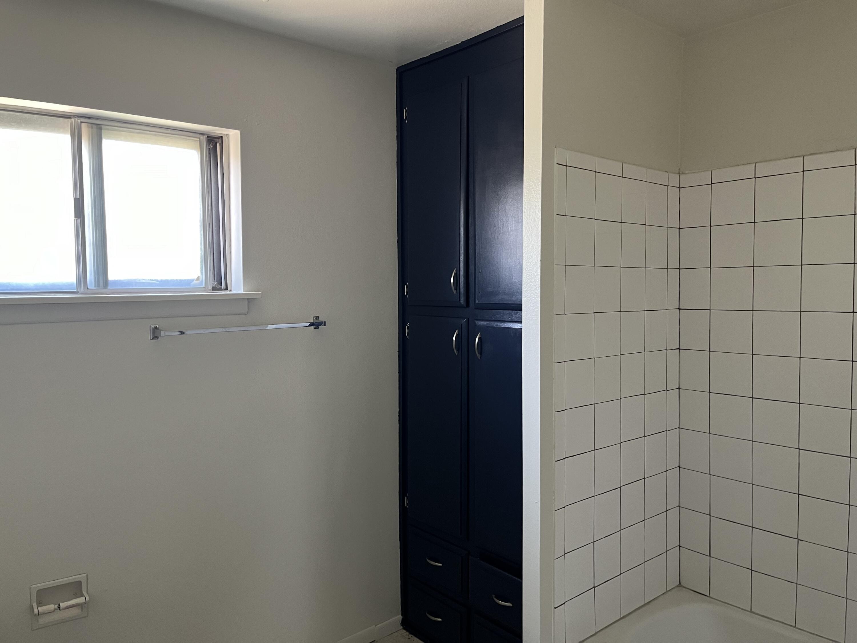Photo 10 — 1005 Carlisle Boulevard SE
