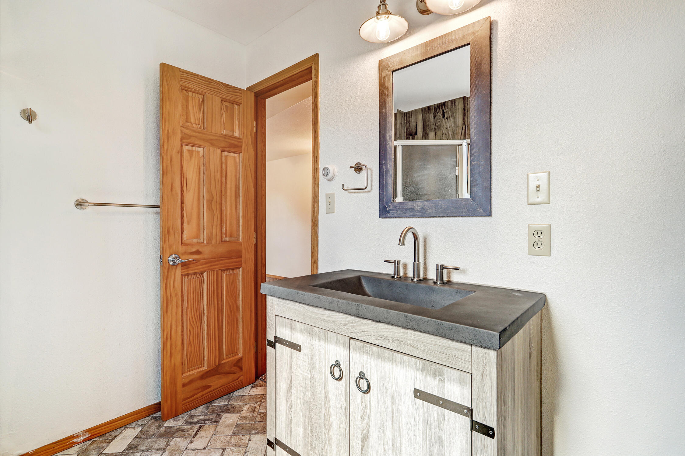 Photo 6 — 831 Sulphur Creek Road