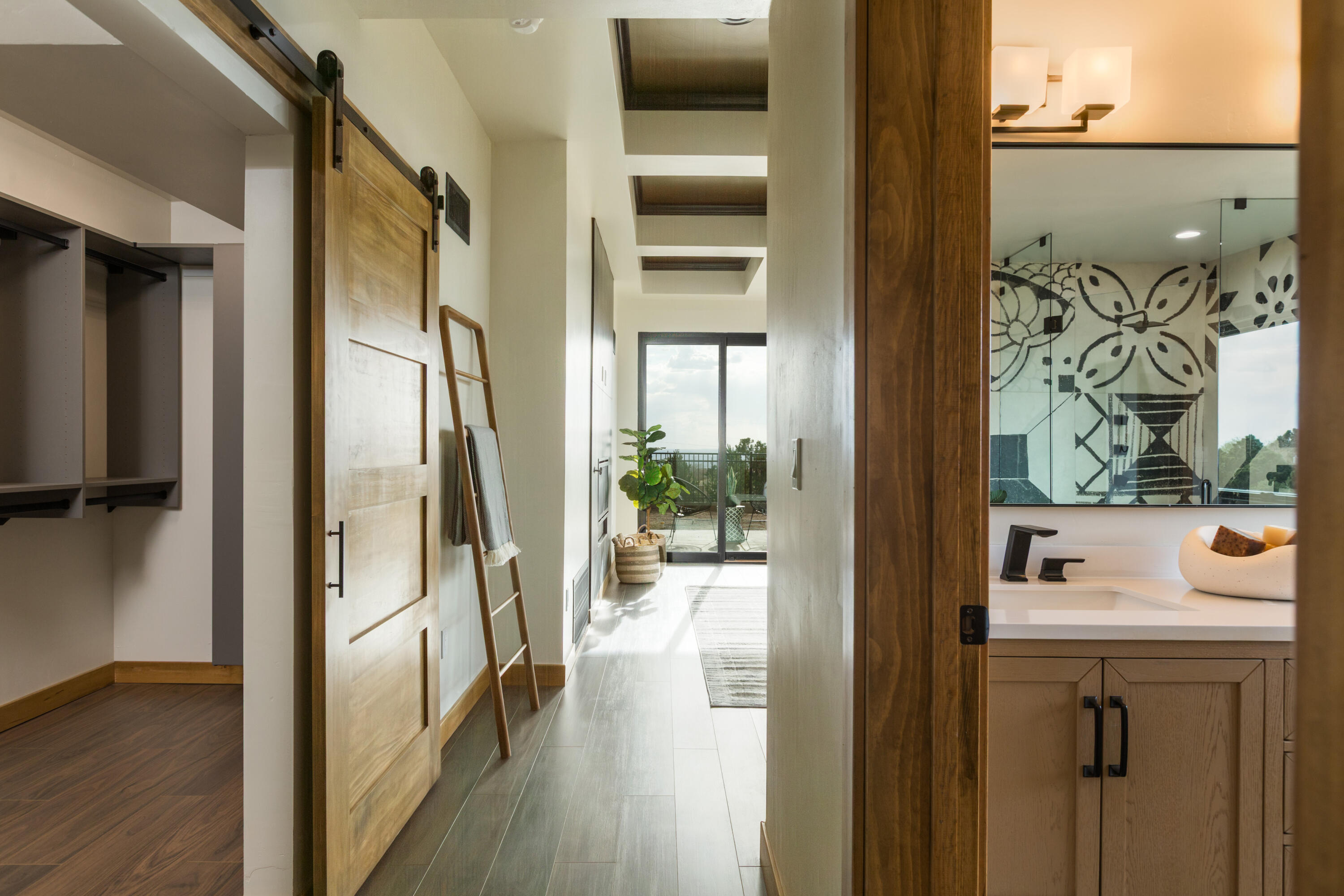 Photo 14 — 12055 Elena Drive NE