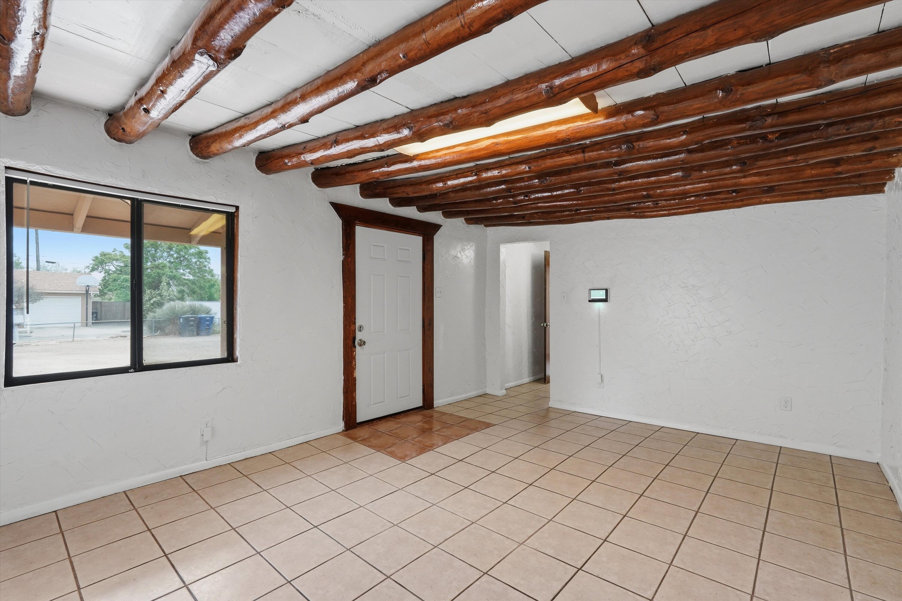 Photo 4 — 325 San Andres Avenue NW