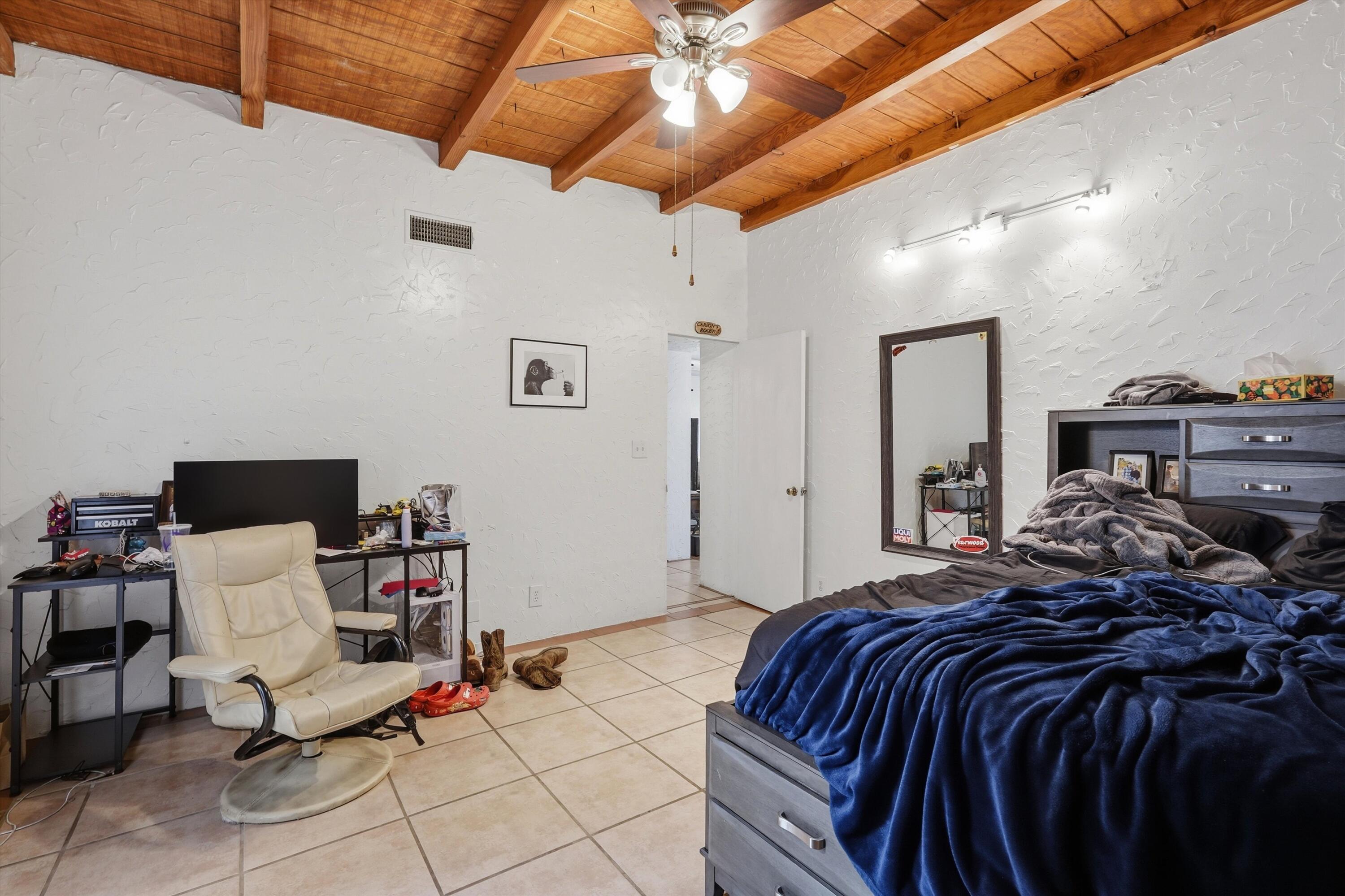 Photo 13 — 325 San Andres Avenue NW