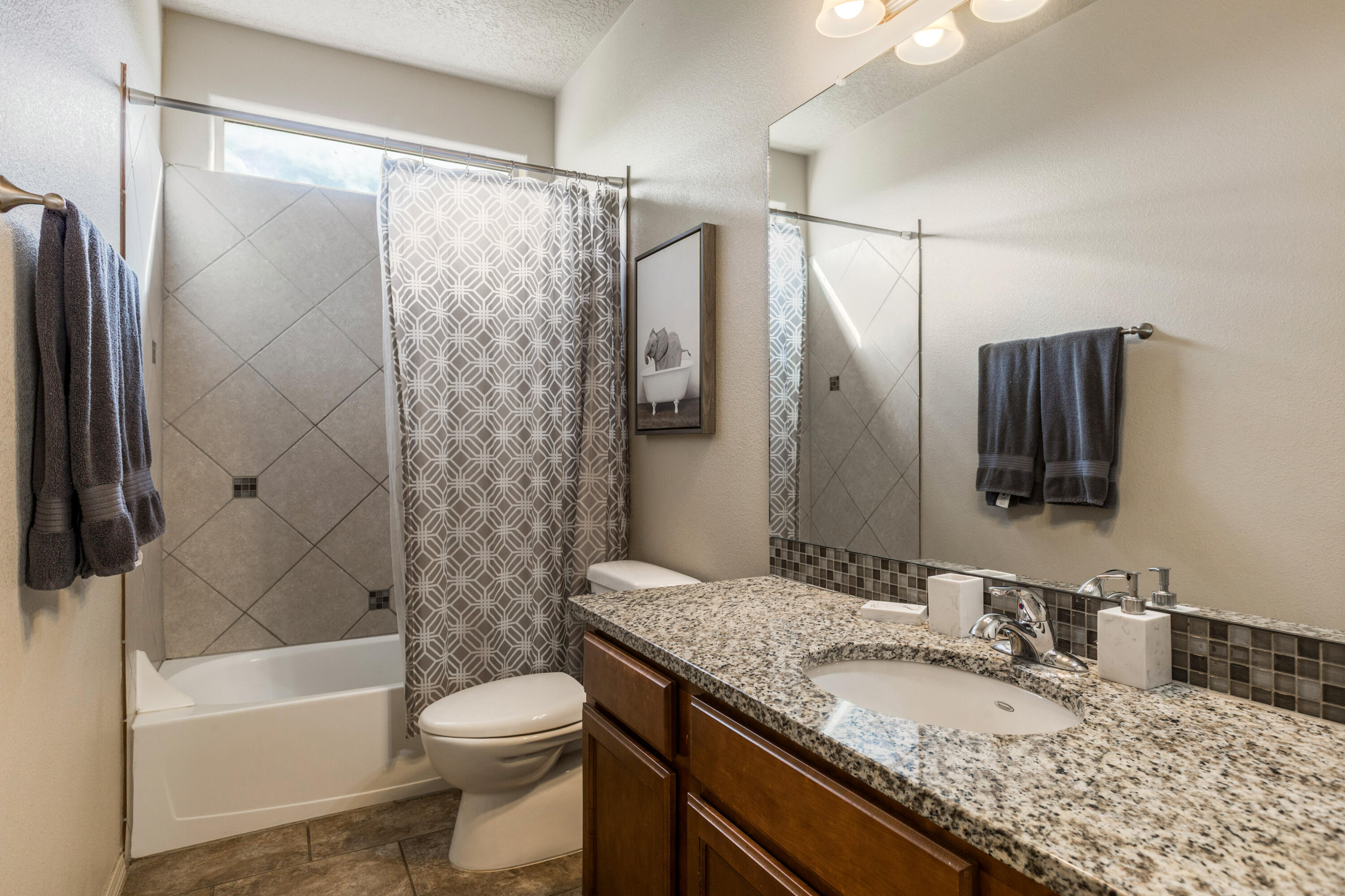 Photo 20 — 2331 Gandert Avenue SE