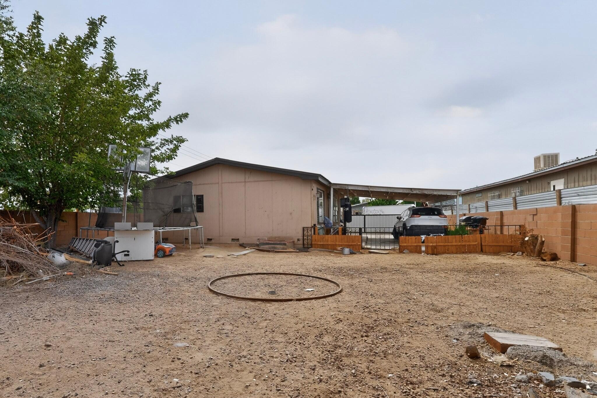 Photo 7 — 3854 Ribera Street SW