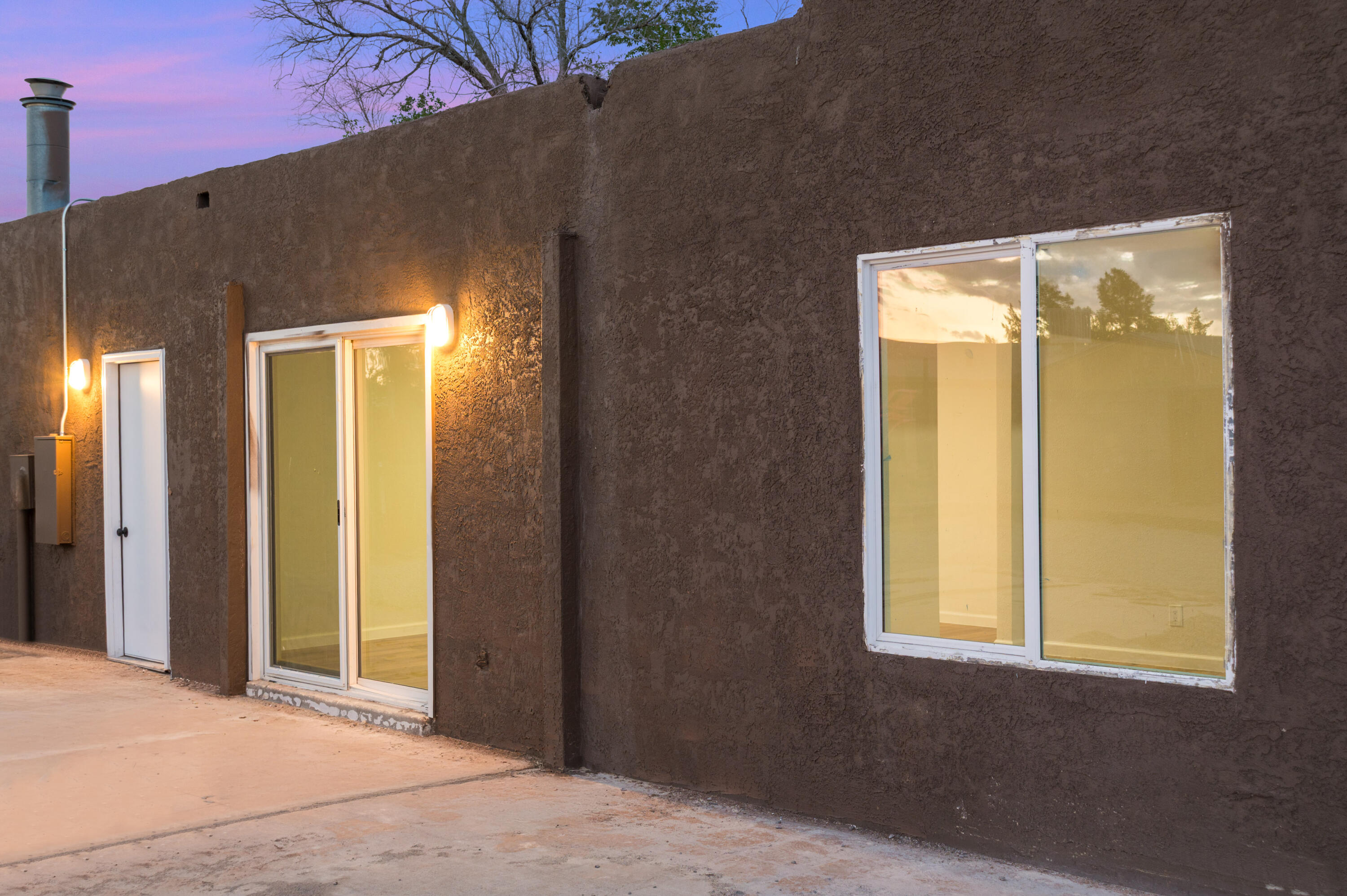 Photo 3 — 303 Oreja De Oro Drive SE