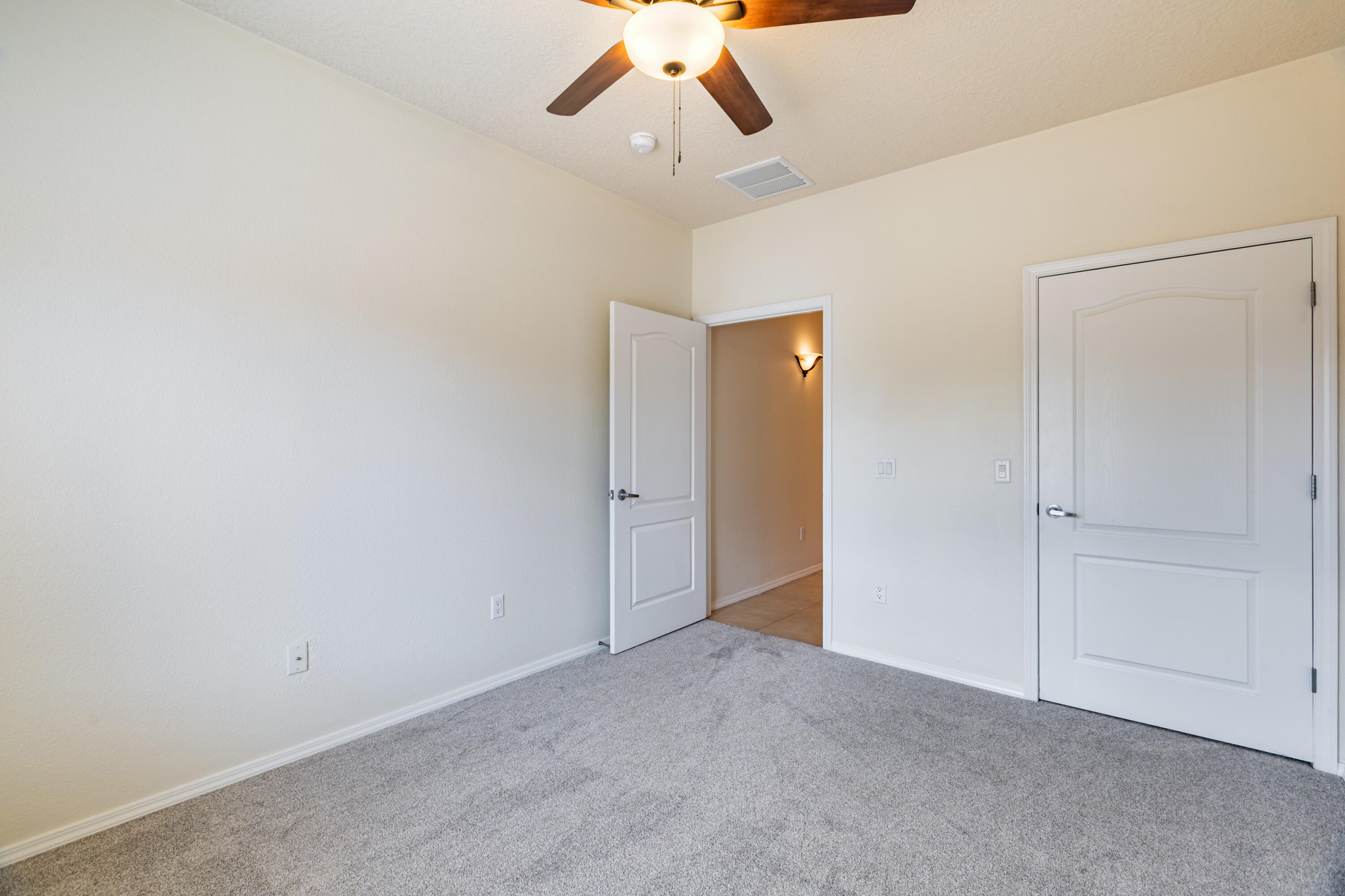 Photo 12 — 921 Purple Aster Drive