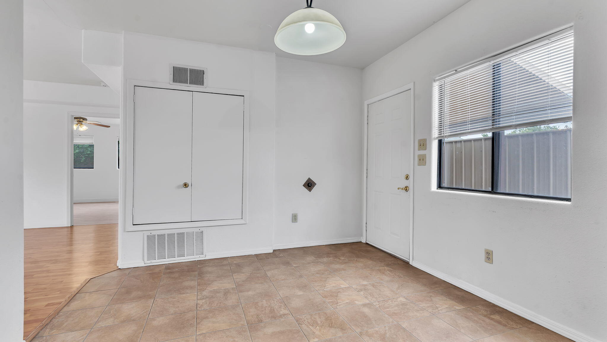 Photo 14 — 112 Hilton Avenue NW