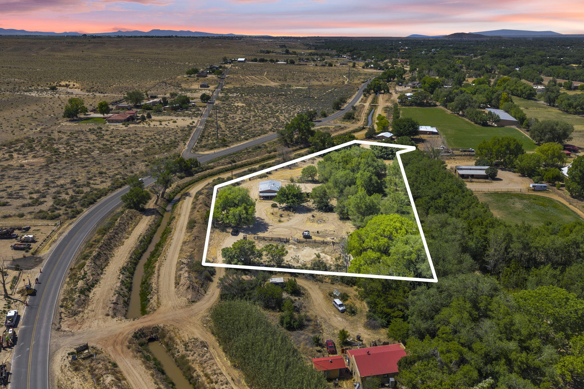 211 La Ladera Road, Peralta, NM 87042