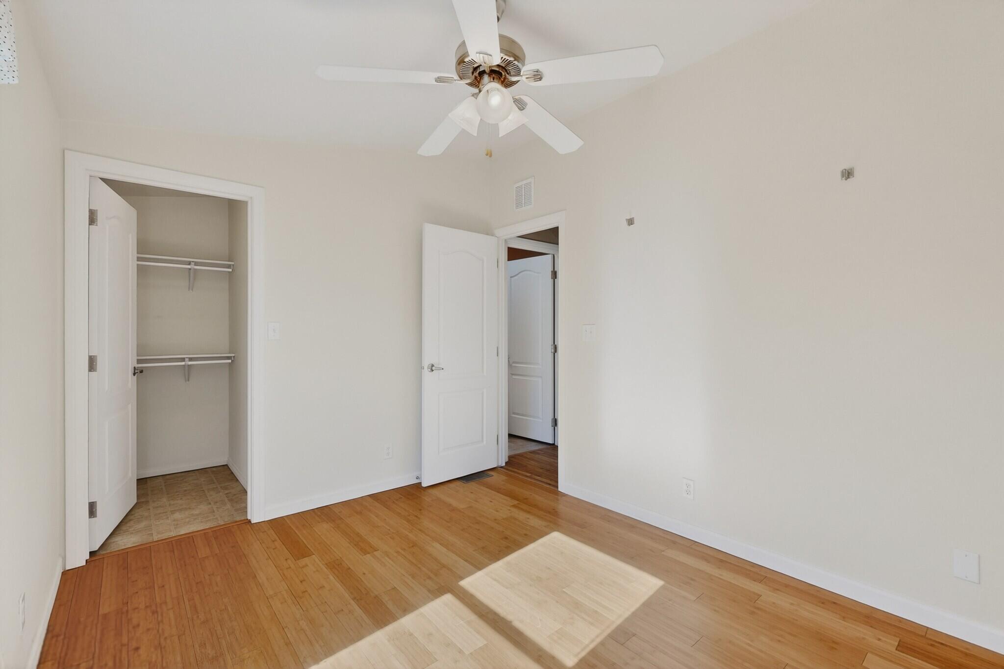 Photo 18 — 214 Sunrise Bluffs Drive