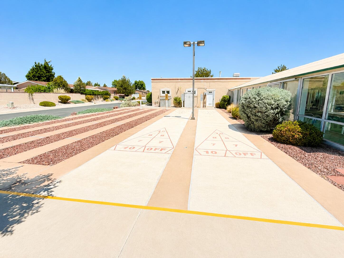 Photo 9 — 214 Sunrise Bluffs Drive