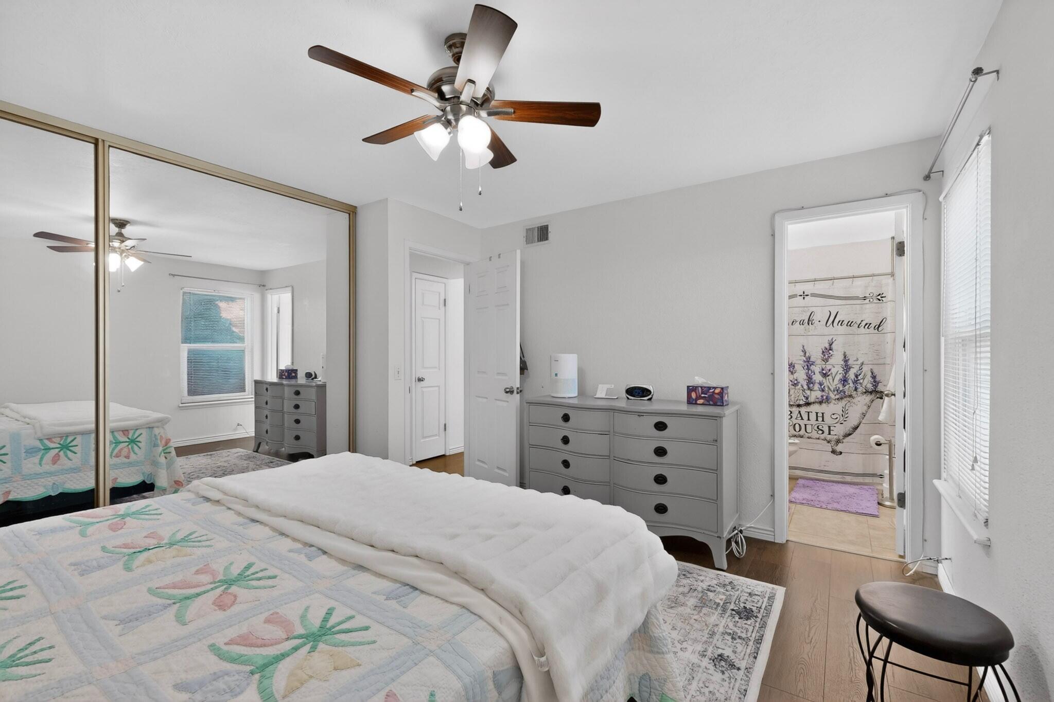 Photo 11 — 3859 Montgomery Boulevard NE APT 1322