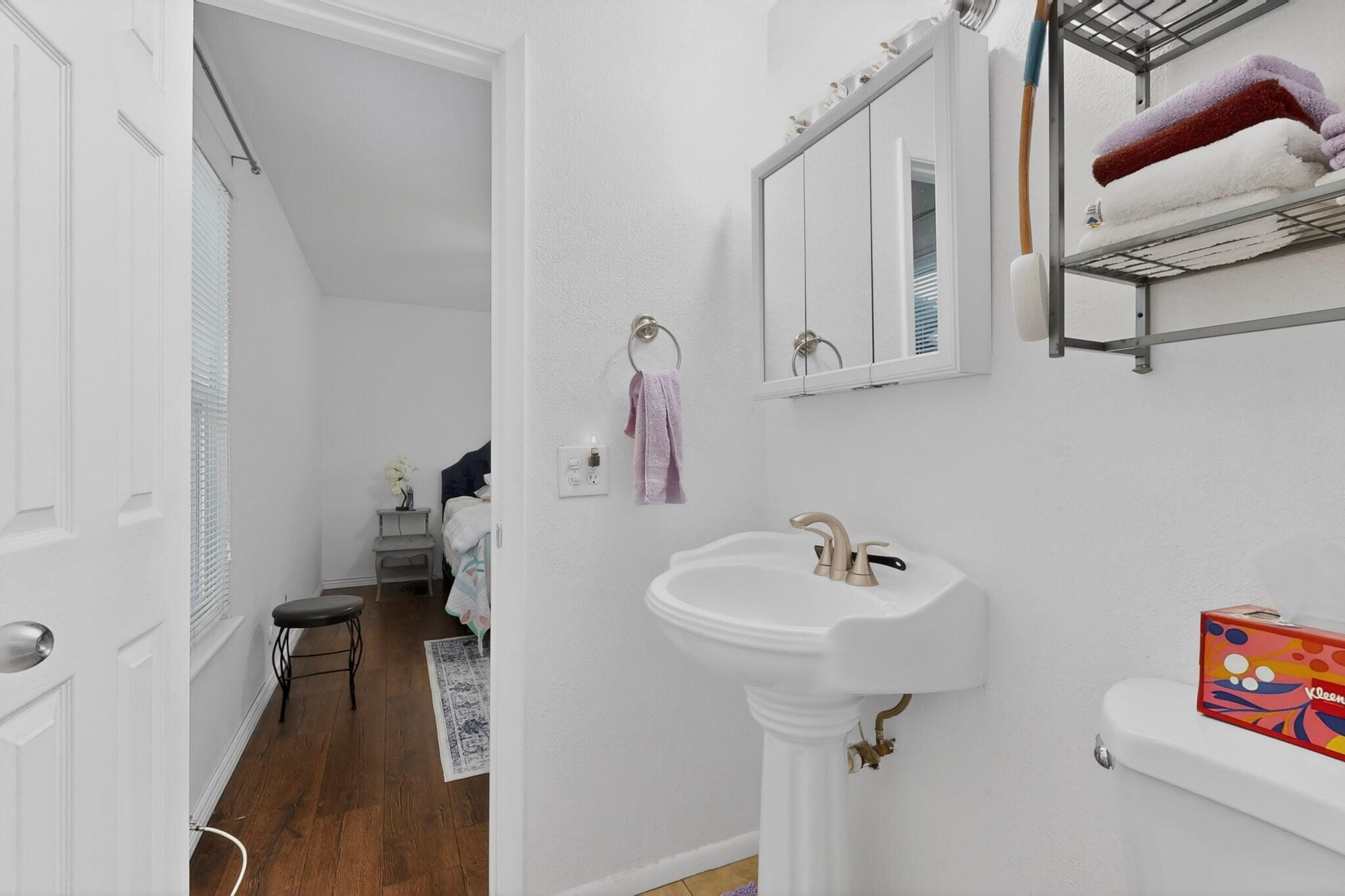 Photo 8 — 3859 Montgomery Boulevard NE APT 1322