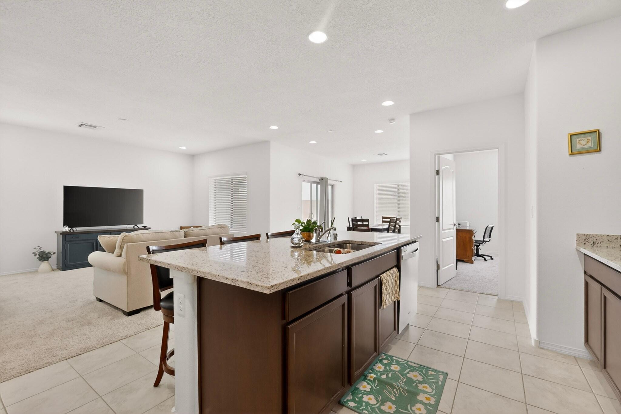 Photo 12 — 212 Prism Avenue SW