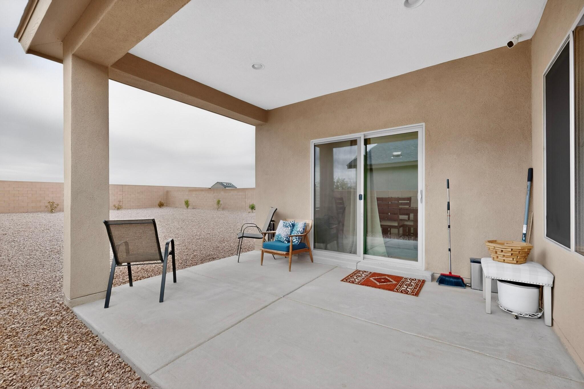 Photo 8 — 212 Prism Avenue SW
