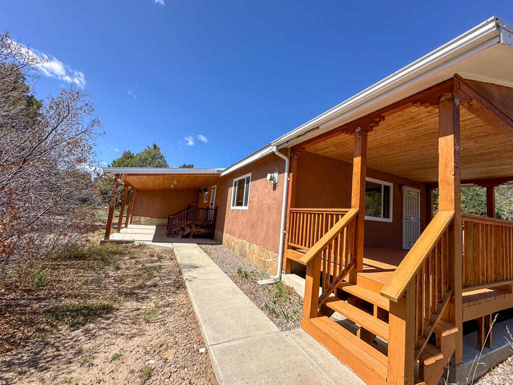 Photo 6 — 61 Rincon Road