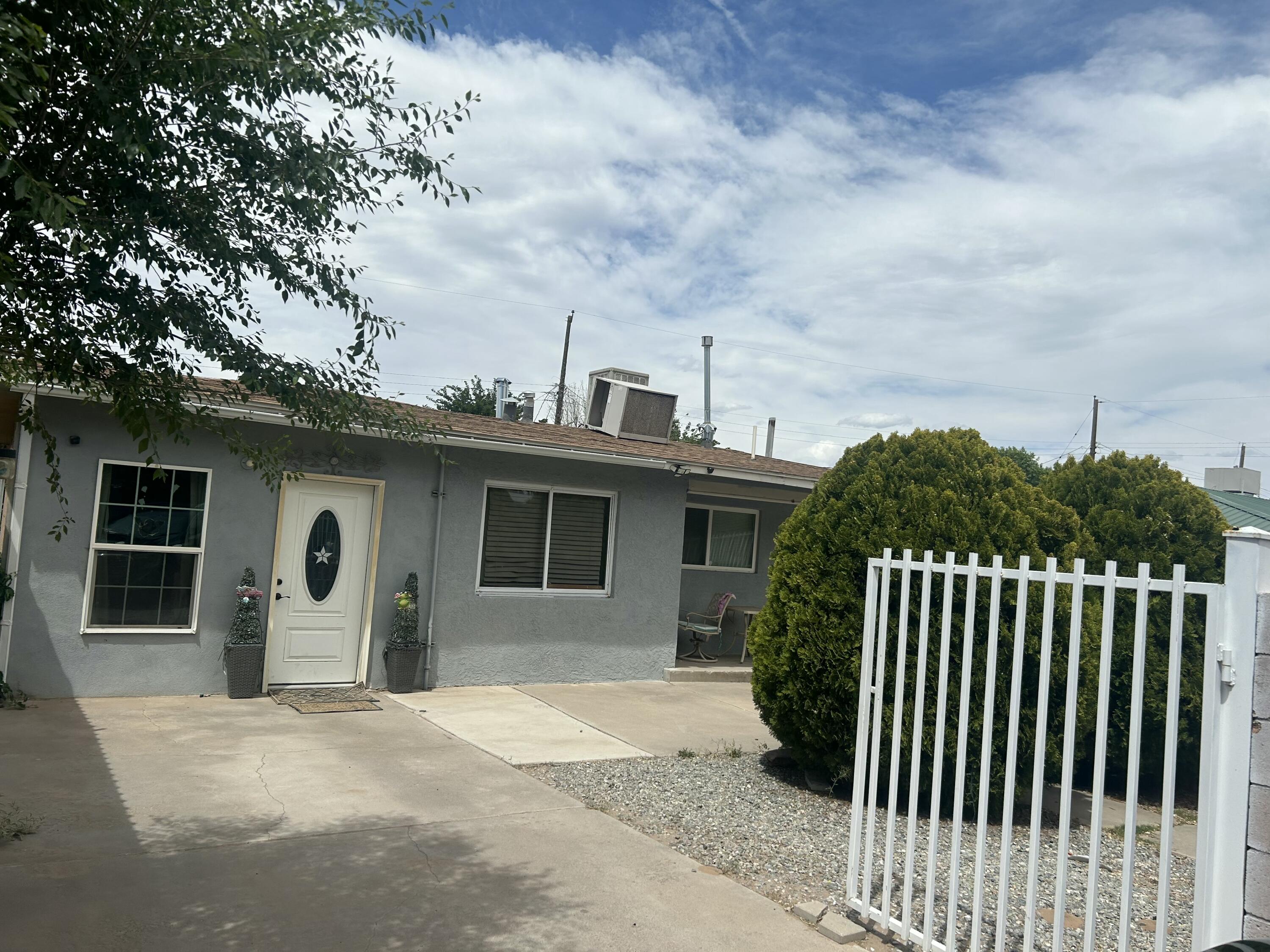 Photo 14 — 1903 Sanford Avenue SW