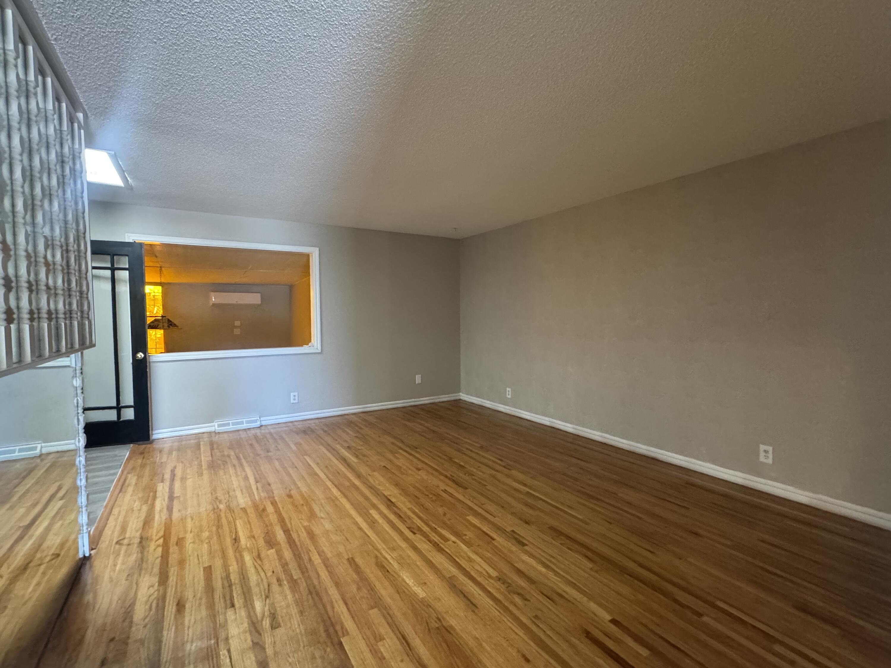 Photo 19 — 7700 Palo Duro Avenue NE