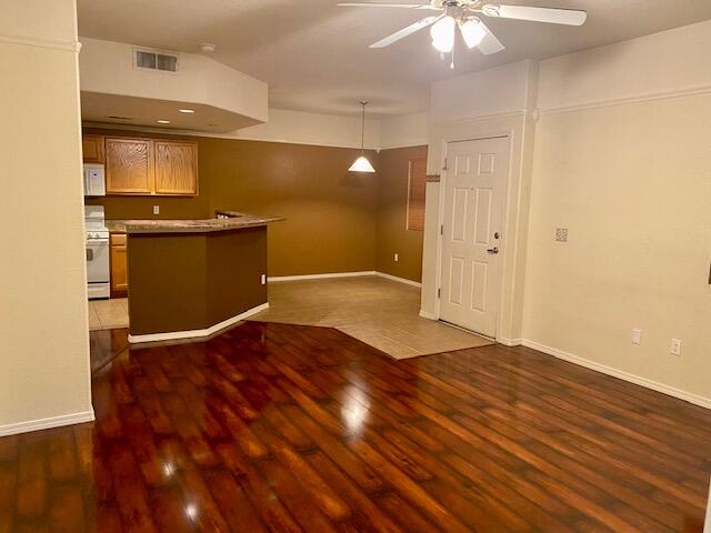 6800 Vista Del Norte Drive NE 622, Albuquerque, NM 87113