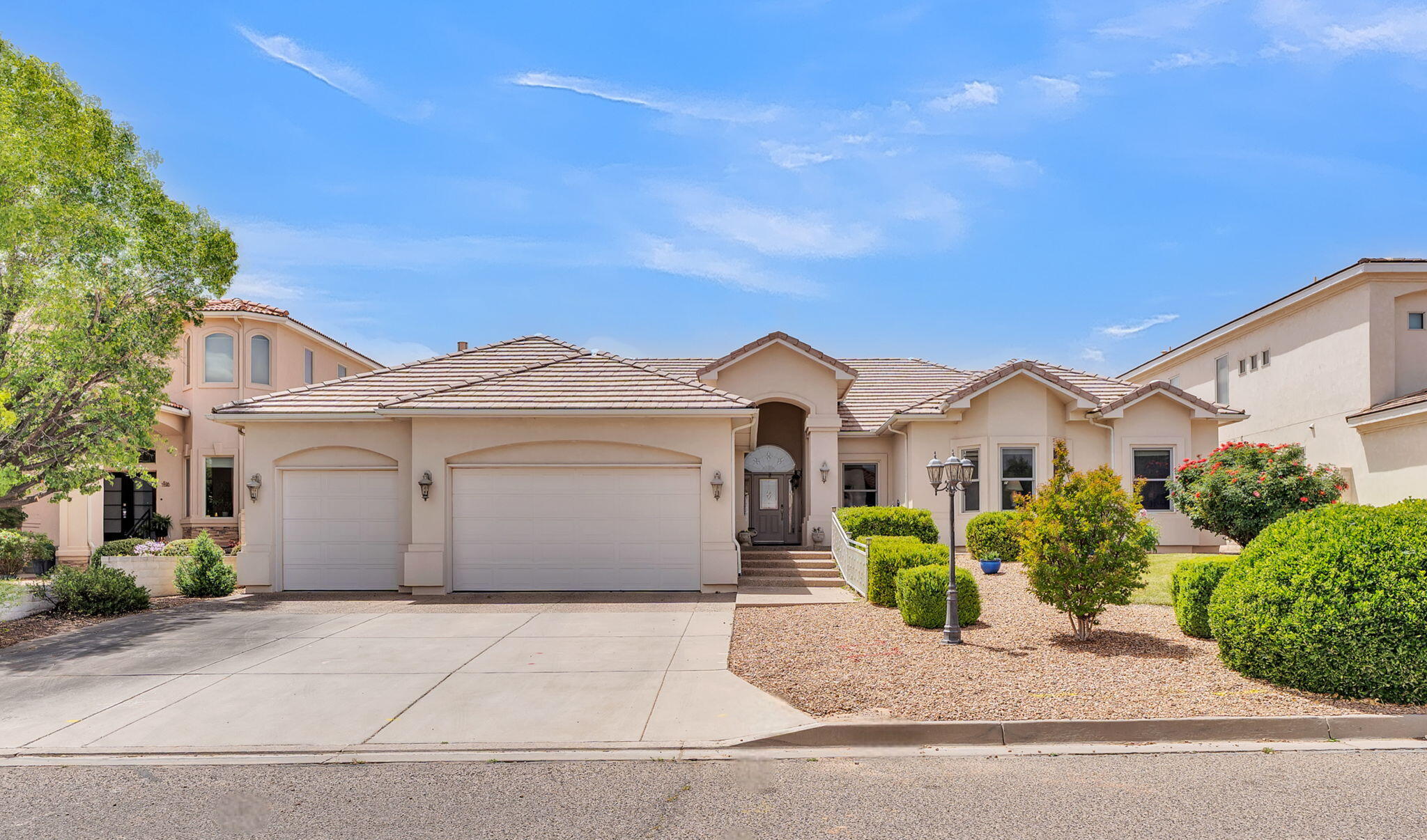 Photo 6 — 3550 White Horse Drive SE