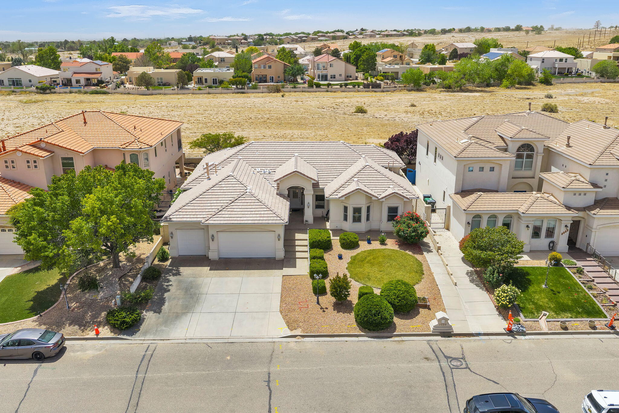 Photo 7 — 3550 White Horse Drive SE
