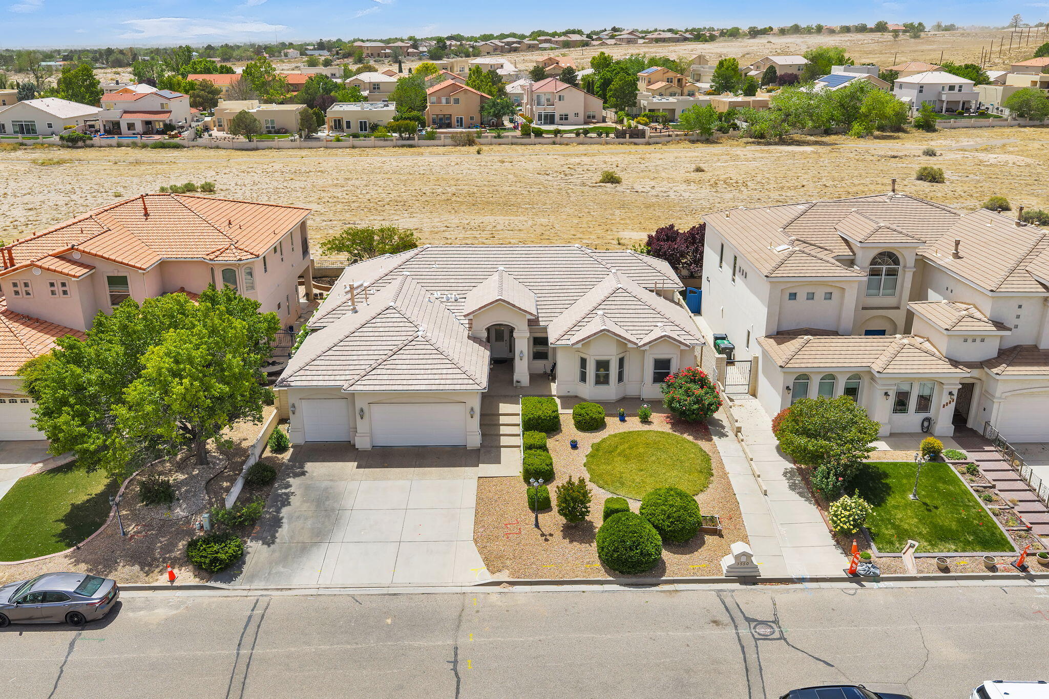 Photo 8 — 3550 White Horse Drive SE