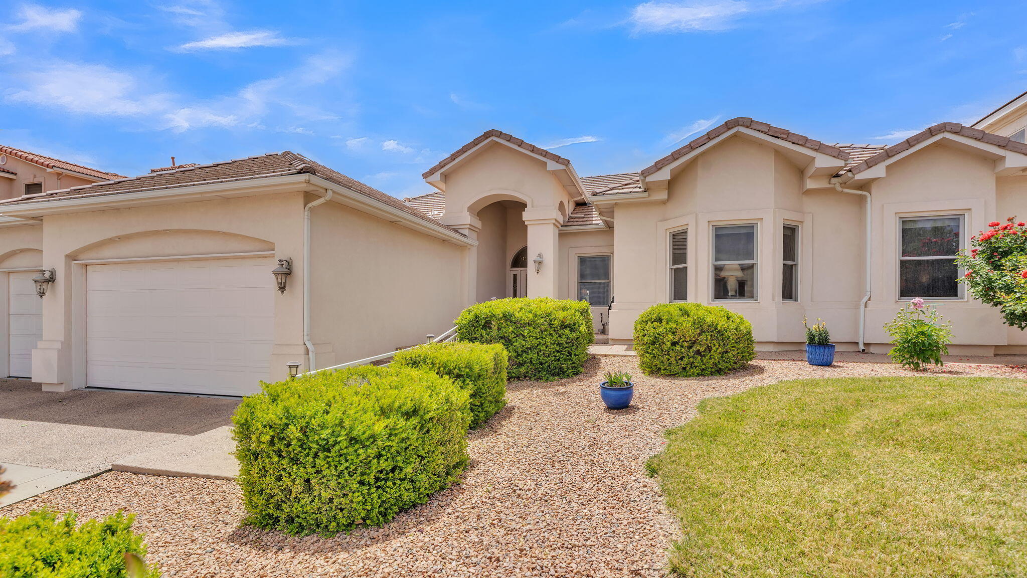 Photo 4 — 3550 White Horse Drive SE