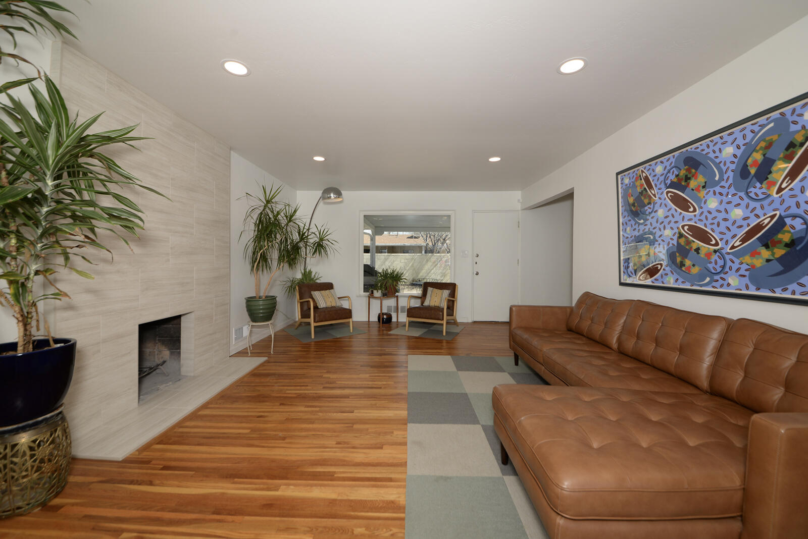 Photo 17 — 324 Chula Vista Place NE