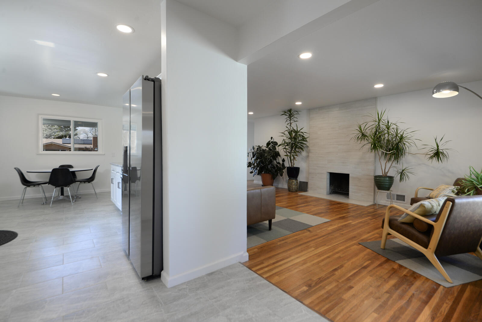 Photo 18 — 324 Chula Vista Place NE