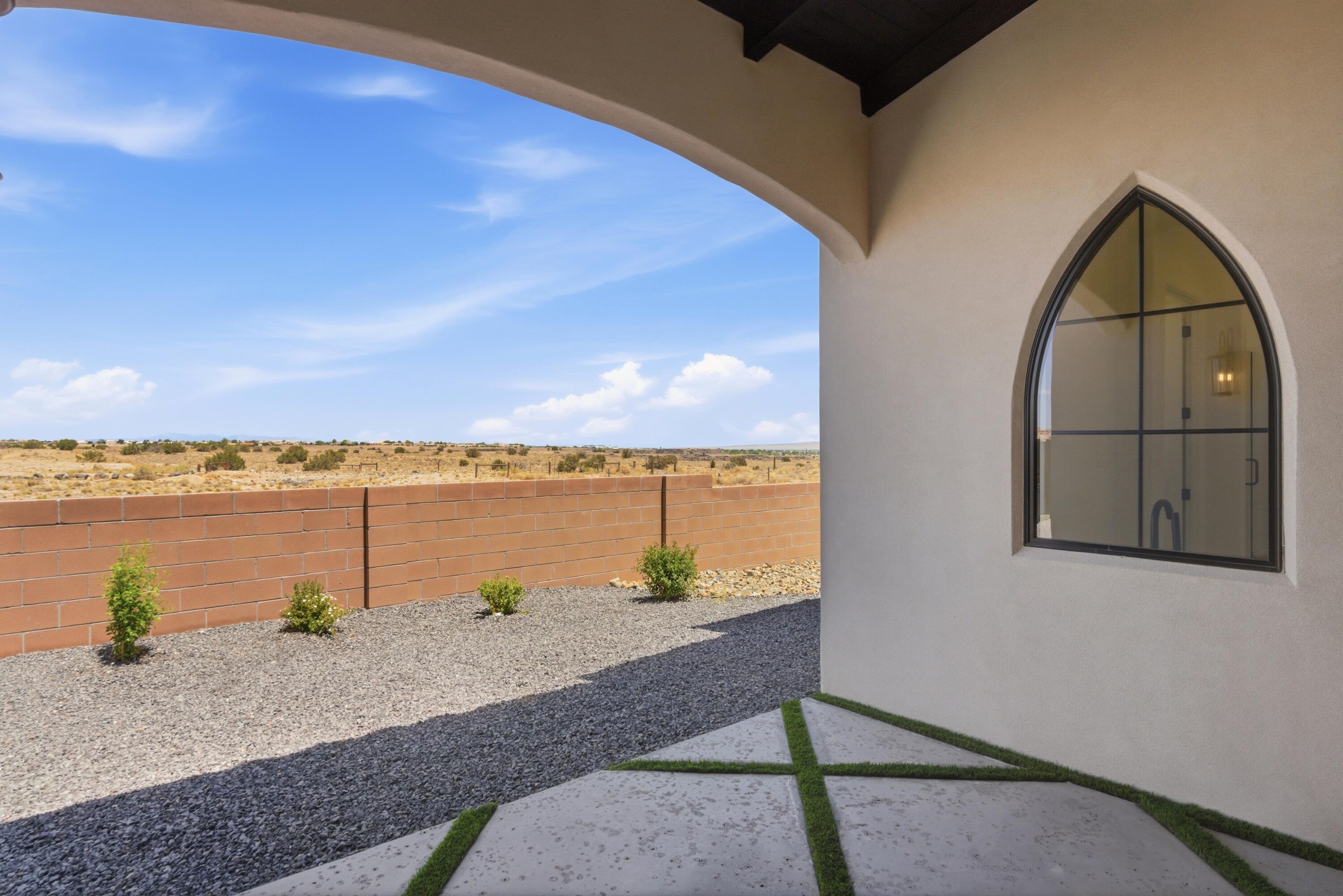Photo 14 — 5505 Valiente Road NW
