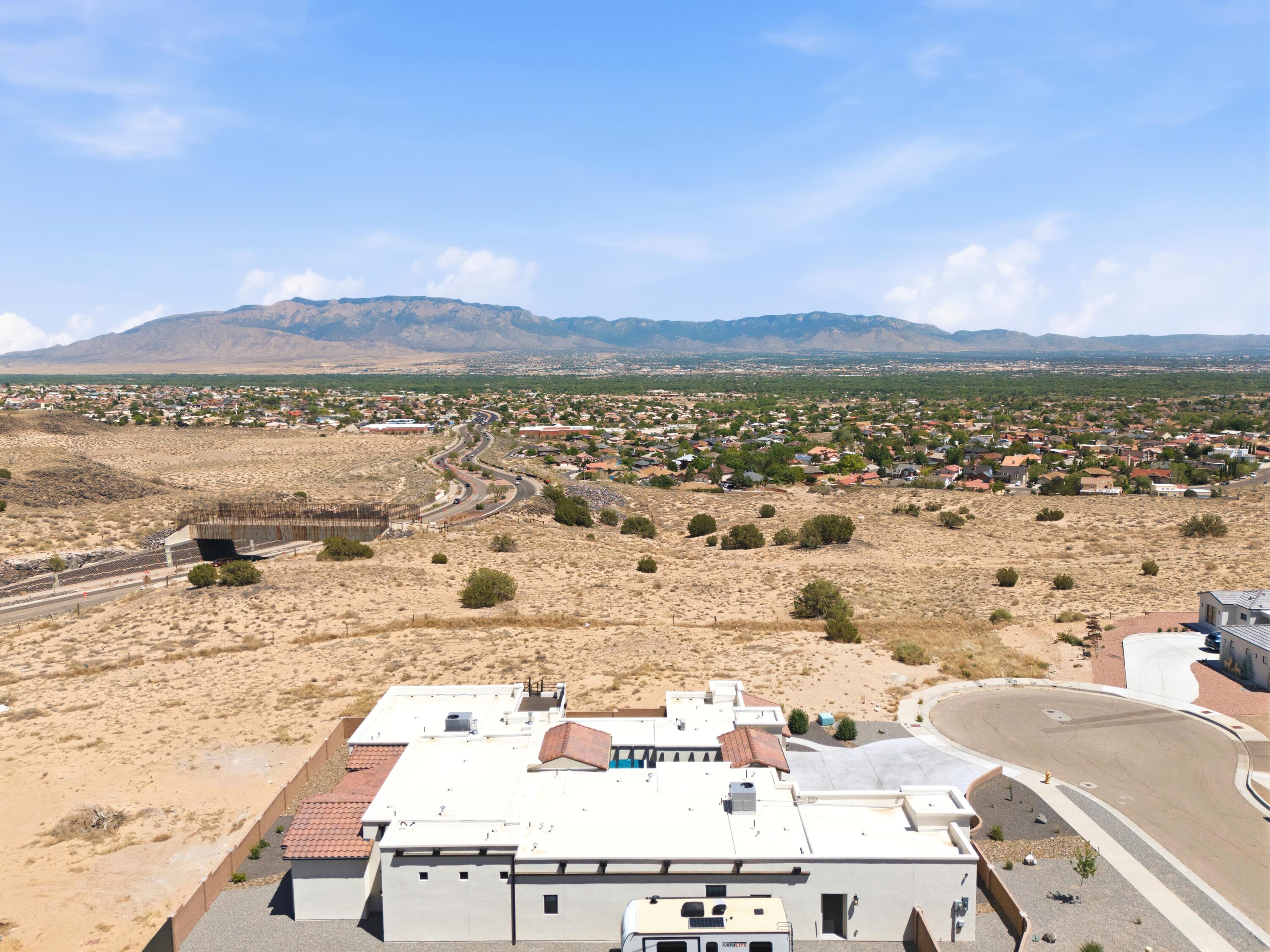 Photo 3 — 5505 Valiente Road NW