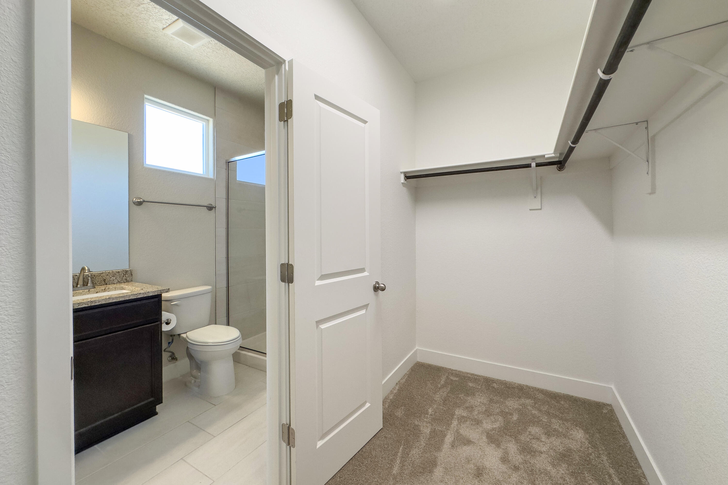 Photo 5 — 937 Northern Boulevard NE